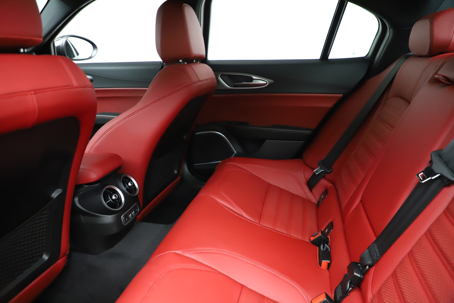 New 2020 Alfa Romeo Giulia Ti Sport Q4 | St. Petersburg, FL