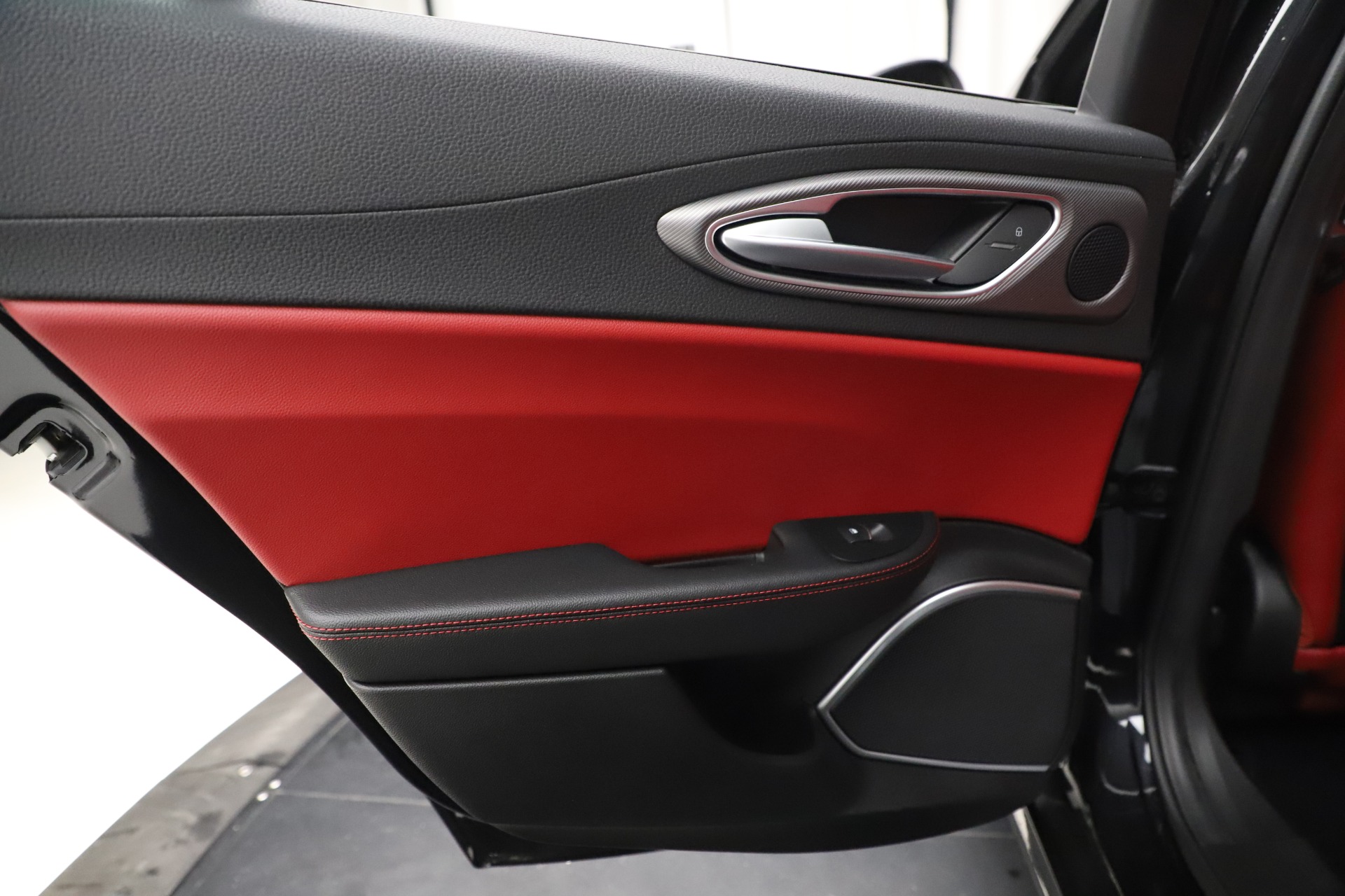 New 2020 Alfa Romeo Giulia Ti Sport Q4 | St. Petersburg, FL