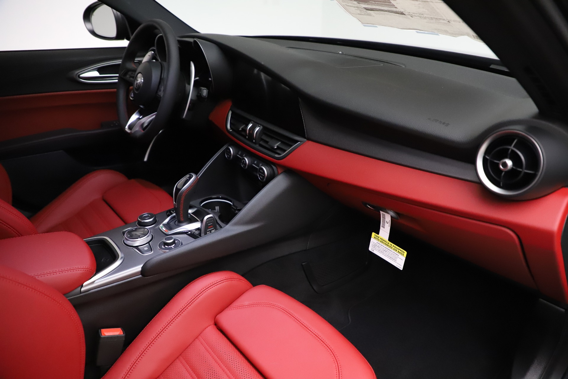 New 2020 Alfa Romeo Giulia Ti Sport Q4 | St. Petersburg, FL