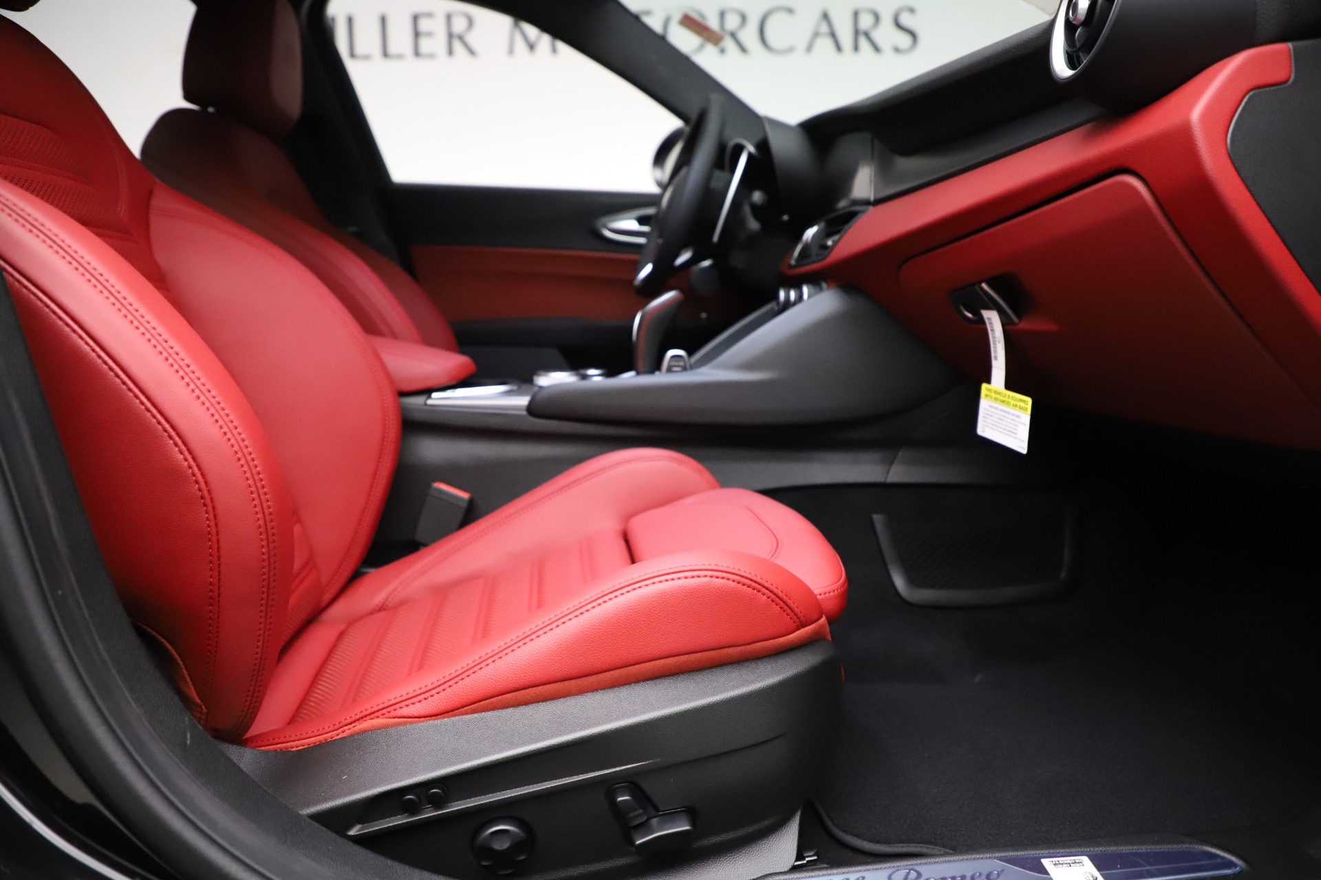 New 2020 Alfa Romeo Giulia Ti Sport Q4 | St. Petersburg, FL