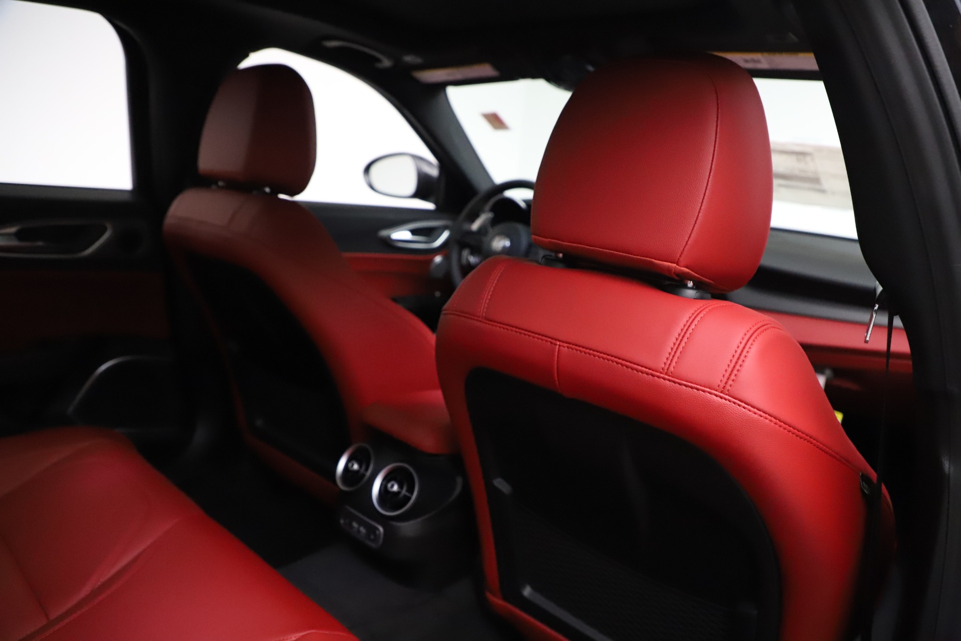 New 2020 Alfa Romeo Giulia Ti Sport Q4 | St. Petersburg, FL