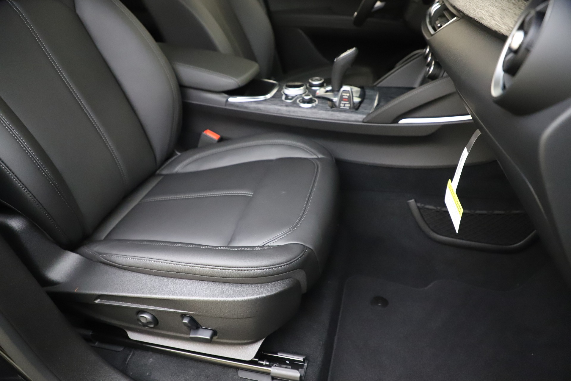 New 2020 Alfa Romeo Stelvio Sport Q4 | St. Petersburg, FL
