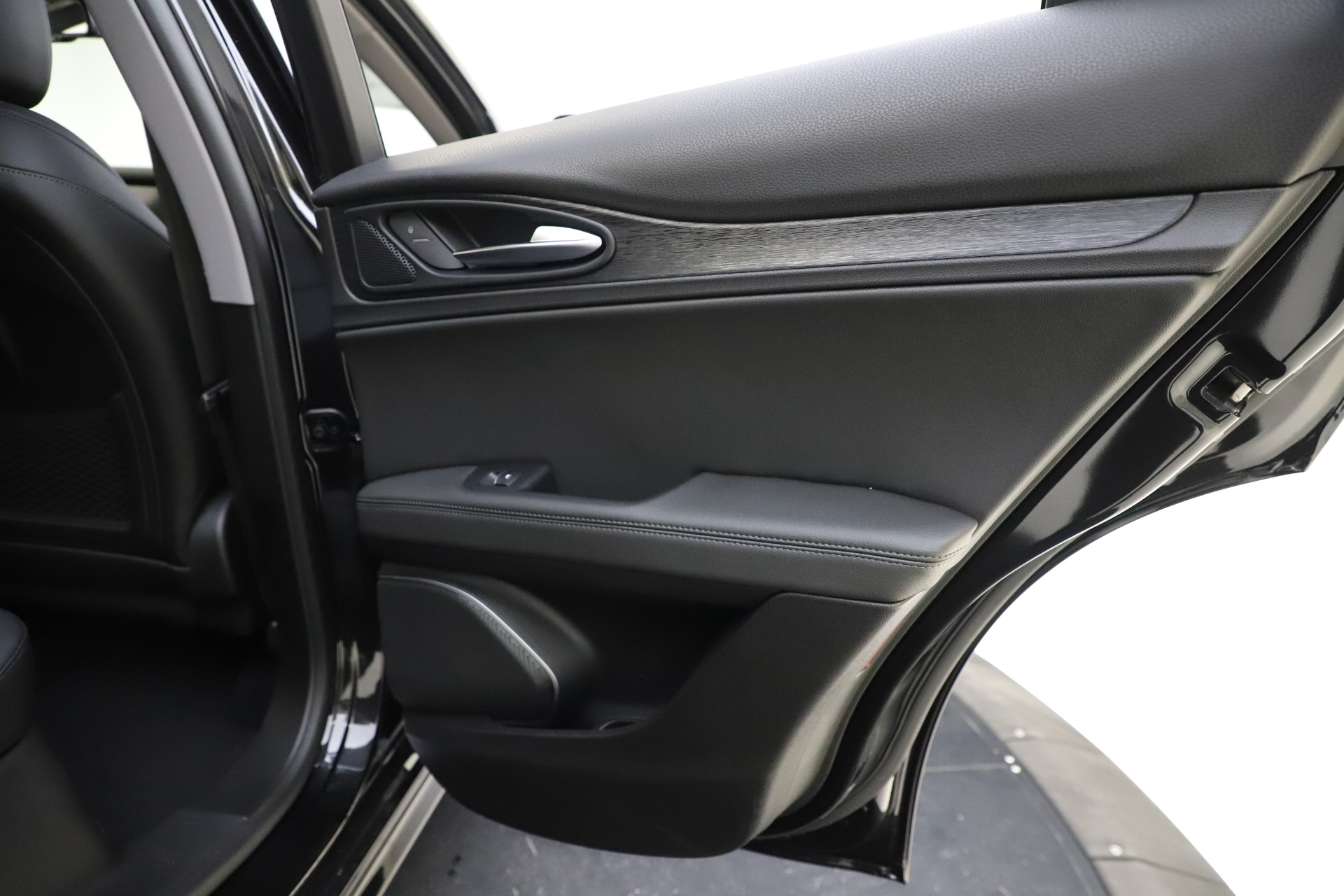 New 2020 Alfa Romeo Stelvio Sport Q4 | St. Petersburg, FL
