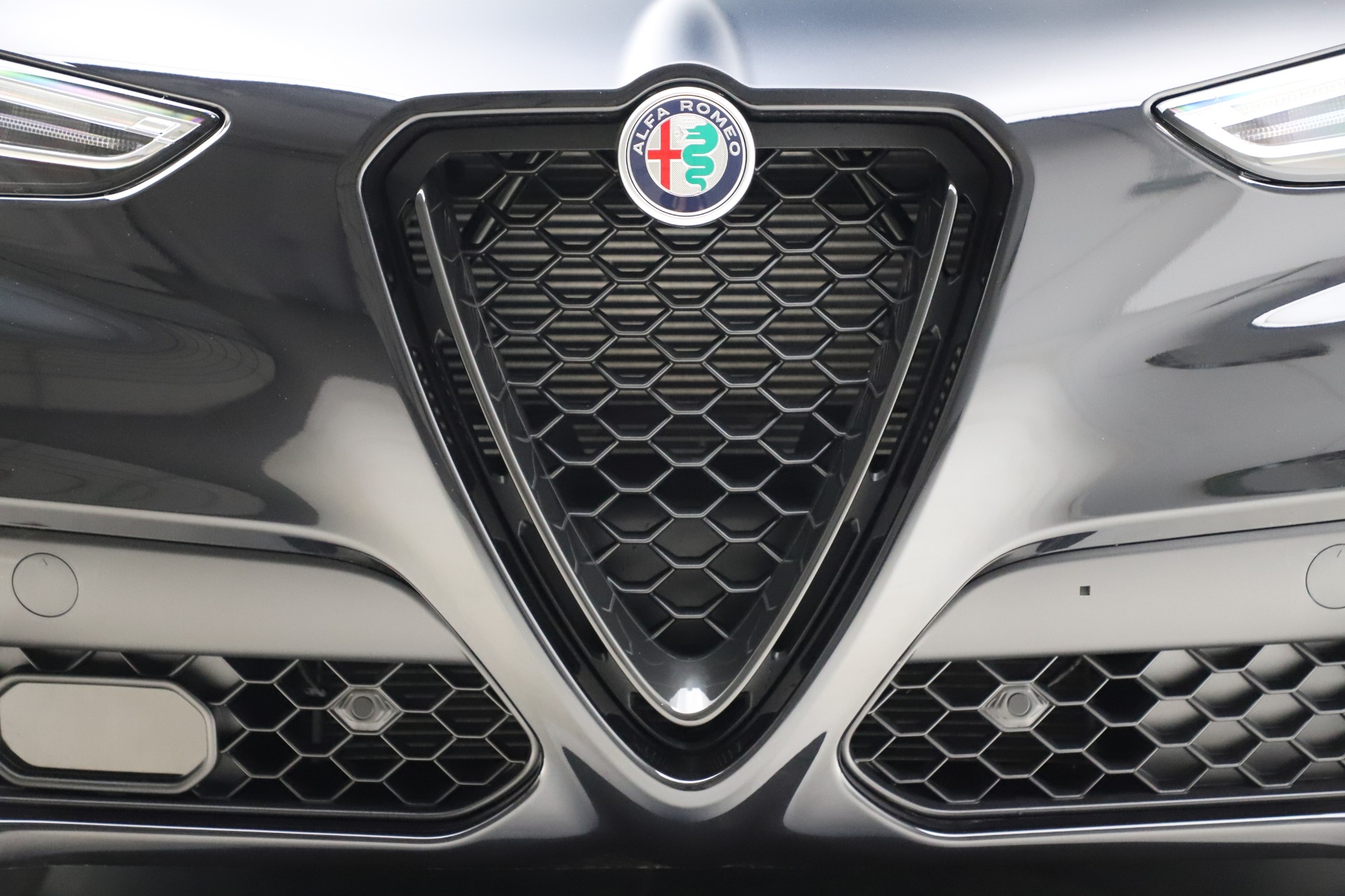 New 2020 Alfa Romeo Stelvio Sport Q4 | St. Petersburg, FL