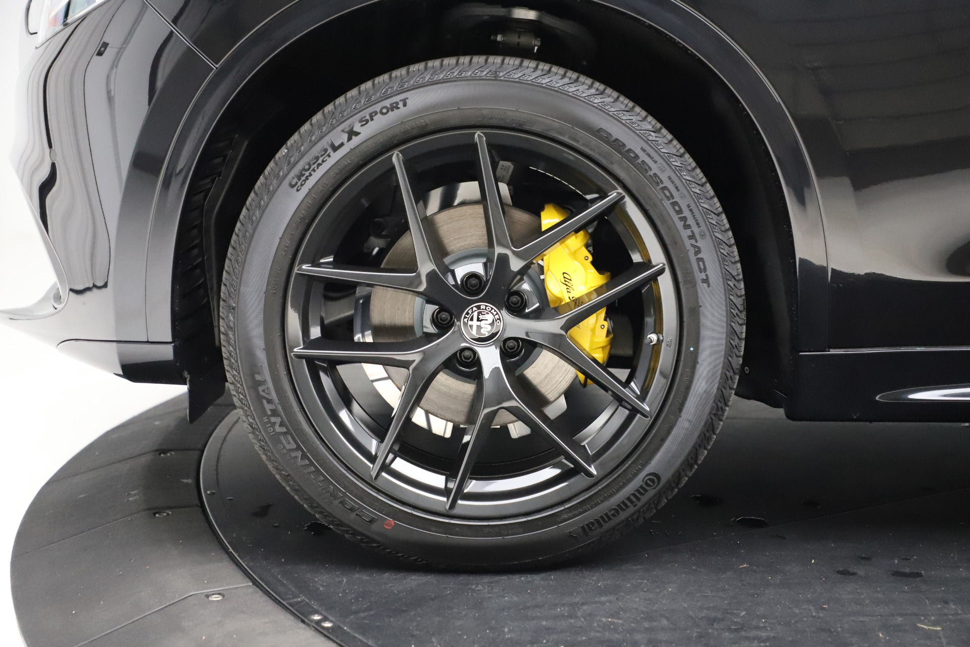 New 2020 Alfa Romeo Stelvio Sport Q4 | St. Petersburg, FL