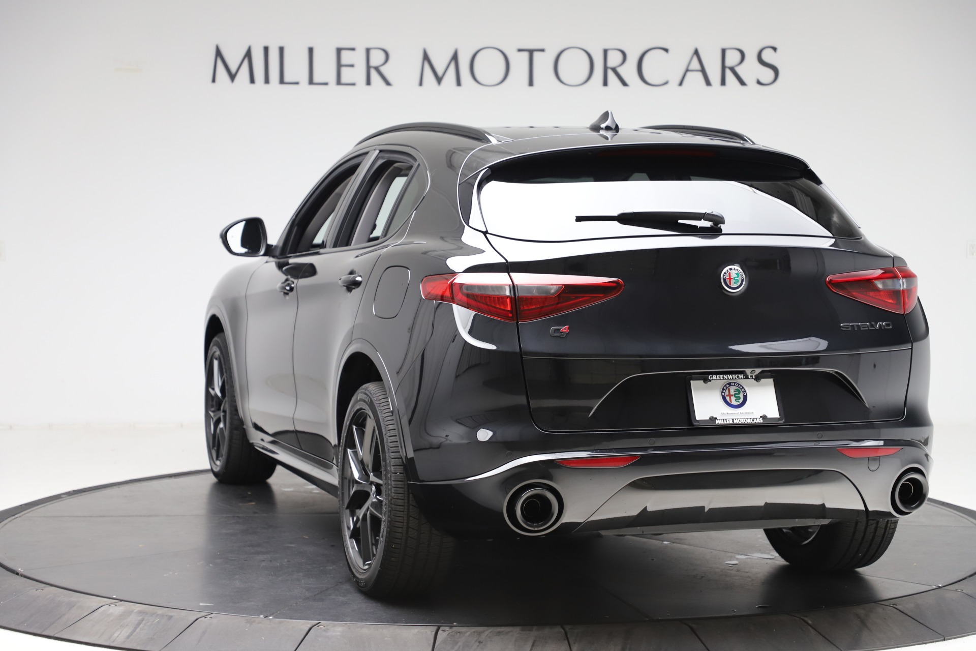 New 2020 Alfa Romeo Stelvio Sport Q4 | St. Petersburg, FL