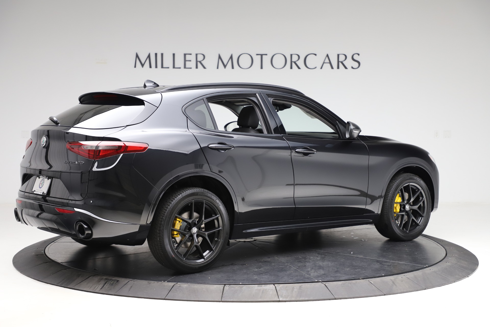 New 2020 Alfa Romeo Stelvio Sport Q4 | St. Petersburg, FL