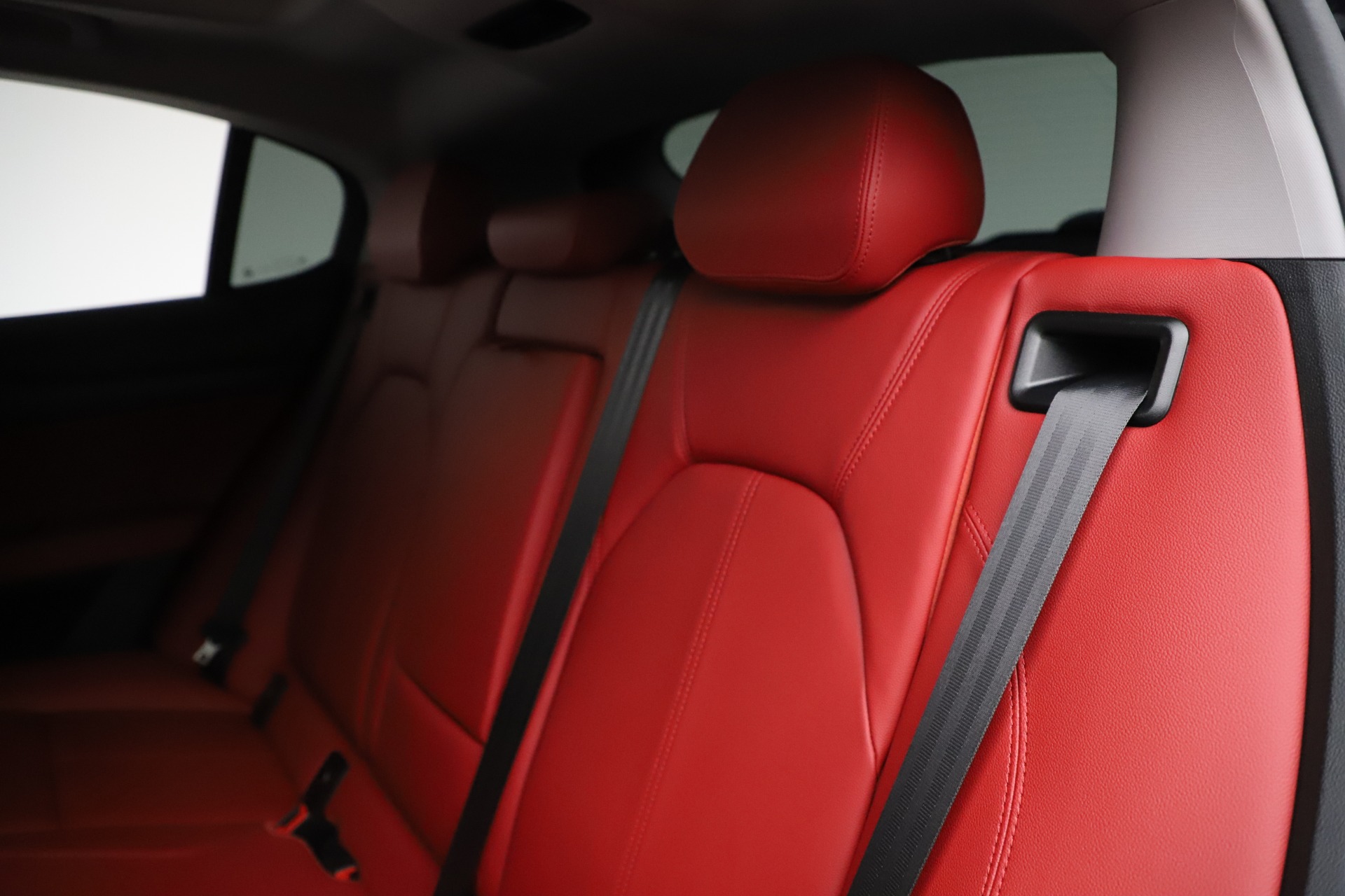 New 2020 Alfa Romeo Stelvio Sport Q4 | St. Petersburg, FL