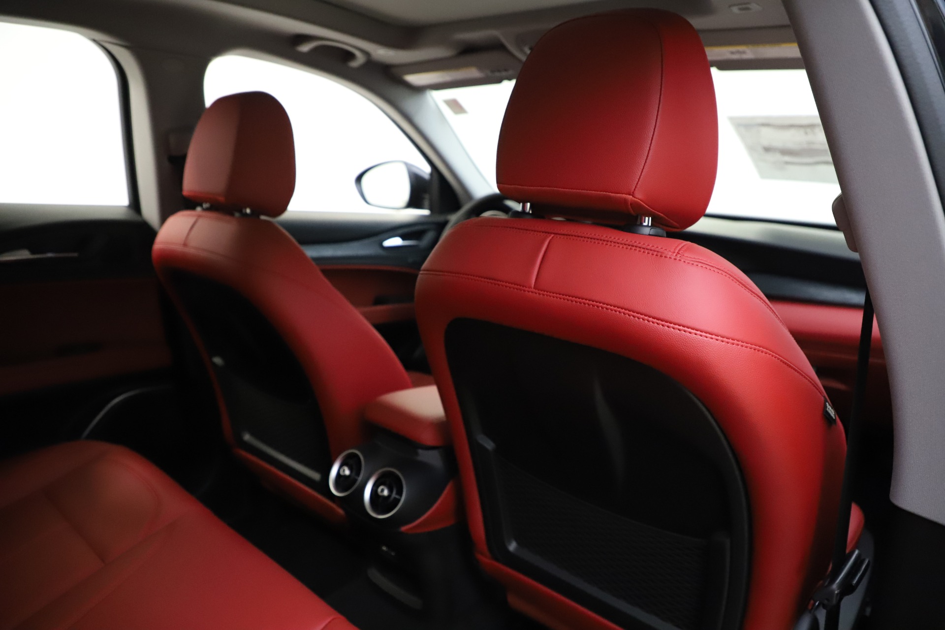 New 2020 Alfa Romeo Stelvio Sport Q4 | St. Petersburg, FL