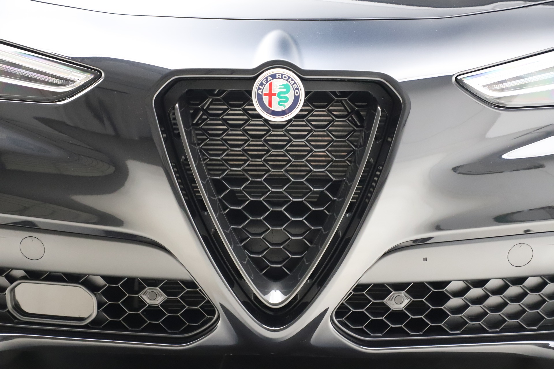 New 2020 Alfa Romeo Stelvio Sport Q4 | St. Petersburg, FL