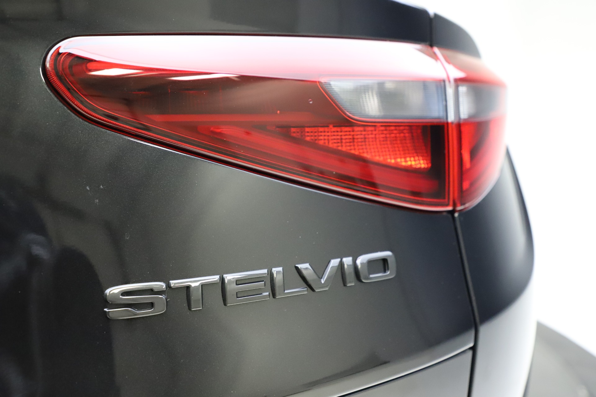 New 2020 Alfa Romeo Stelvio Sport Q4 | St. Petersburg, FL