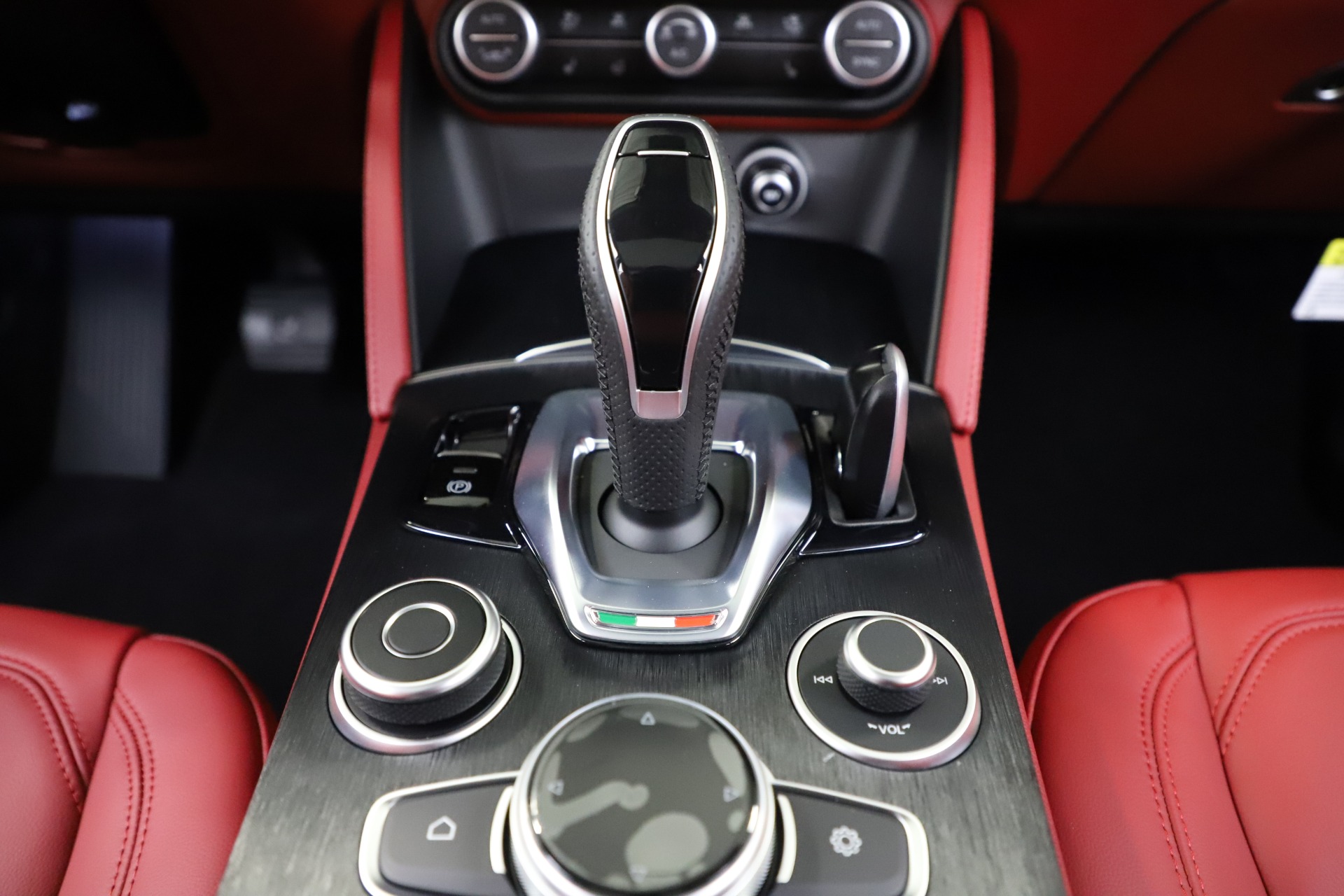 New 2020 Alfa Romeo Stelvio Sport Q4 | St. Petersburg, FL