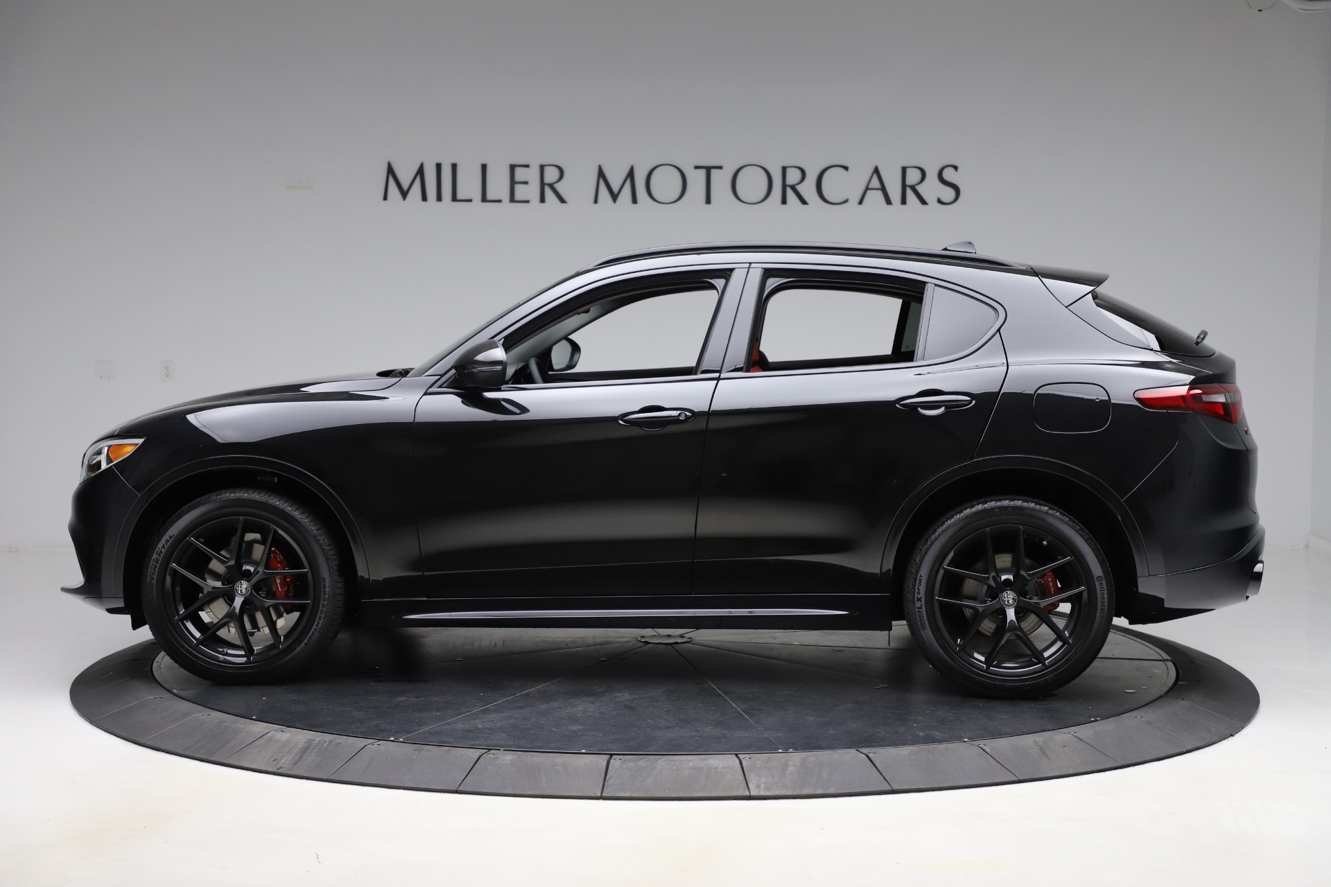 New 2020 Alfa Romeo Stelvio Sport Q4 | St. Petersburg, FL
