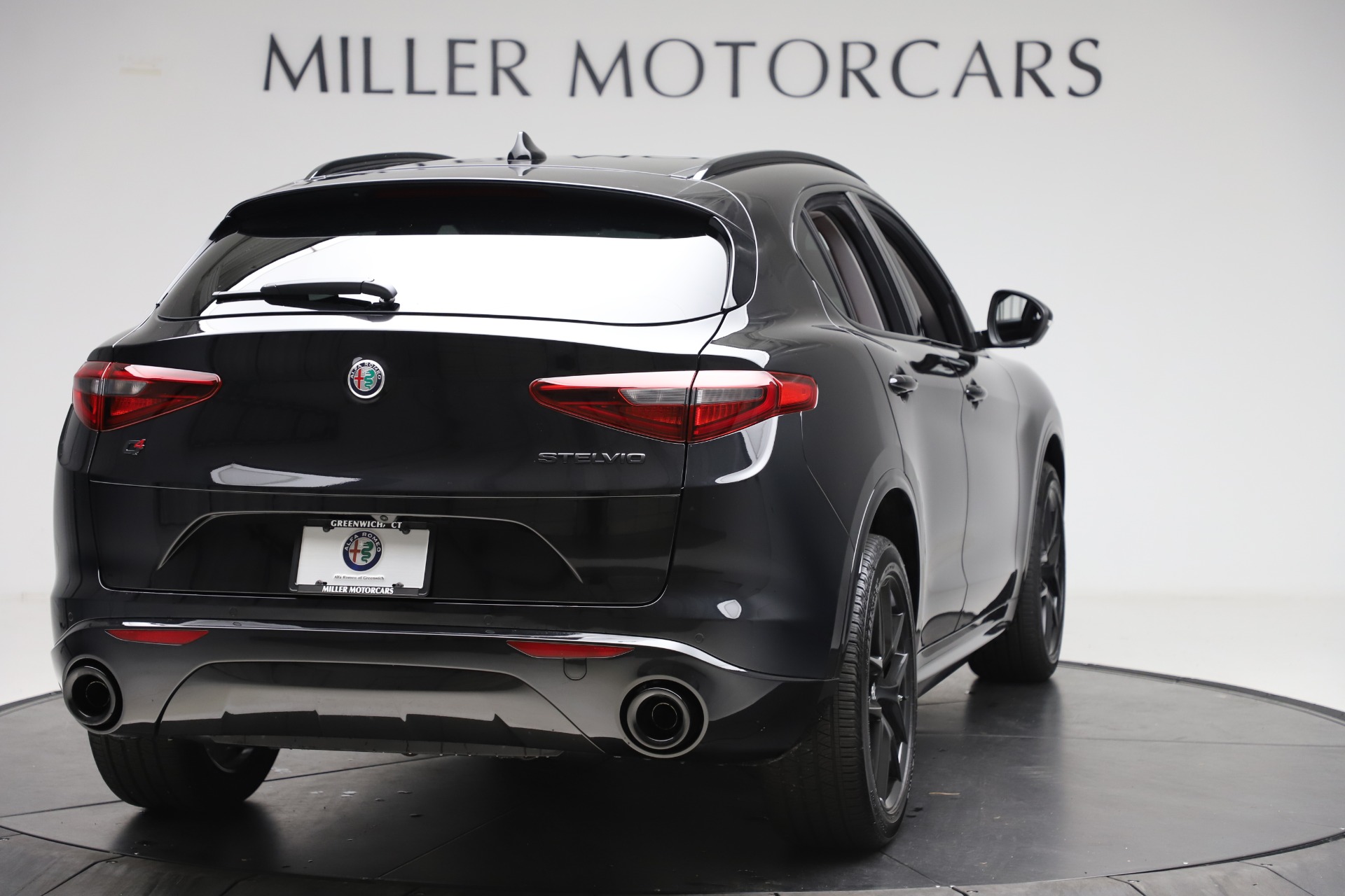 New 2020 Alfa Romeo Stelvio Sport Q4 | St. Petersburg, FL