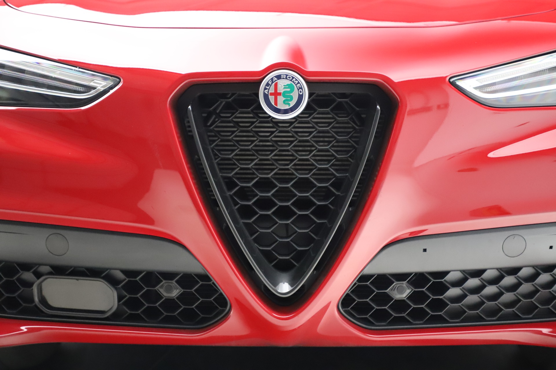 New 2020 Alfa Romeo Stelvio Sport Q4 | St. Petersburg, FL