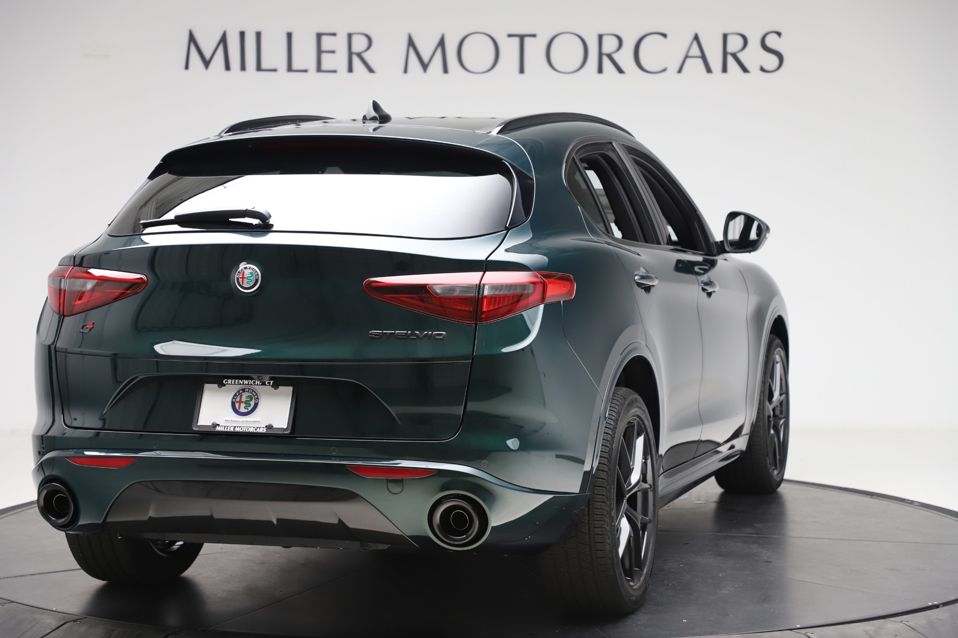 New 2020 Alfa Romeo Stelvio Ti Sport Q4 | St. Petersburg, FL