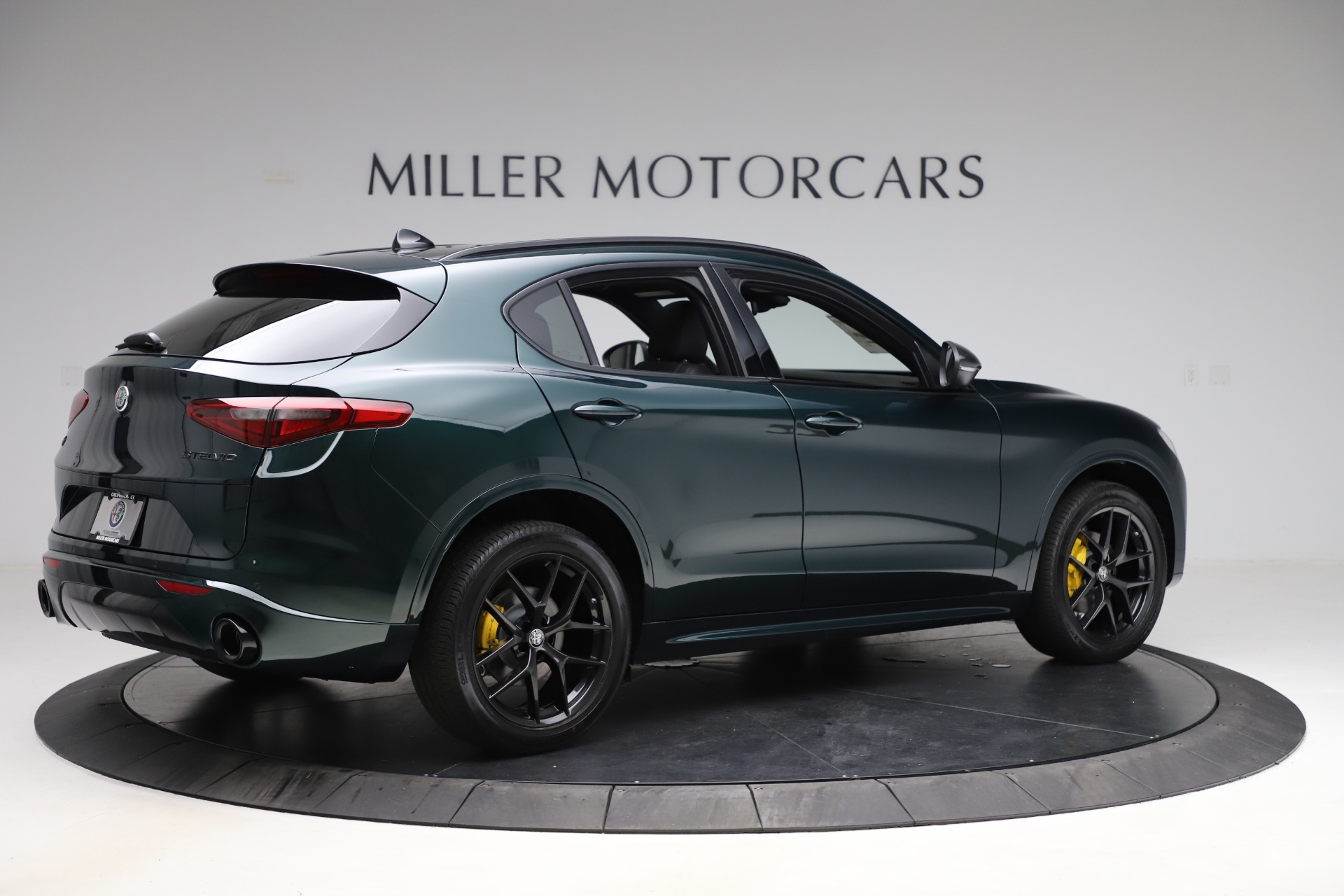 New 2020 Alfa Romeo Stelvio Ti Sport Q4 | St. Petersburg, FL