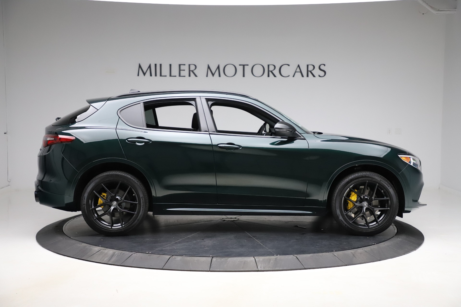 New 2020 Alfa Romeo Stelvio Ti Sport Q4 | St. Petersburg, FL