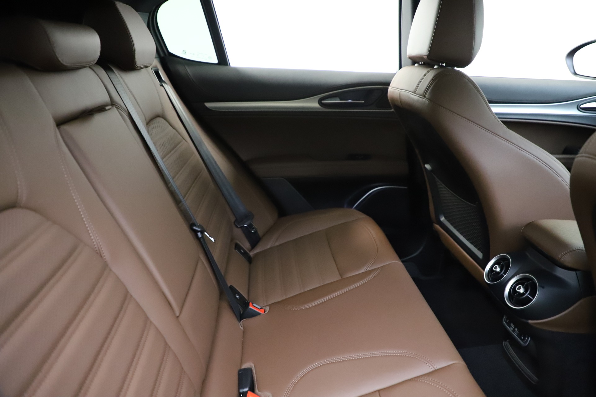 New 2020 Alfa Romeo Stelvio Ti Sport Q4 | St. Petersburg, FL