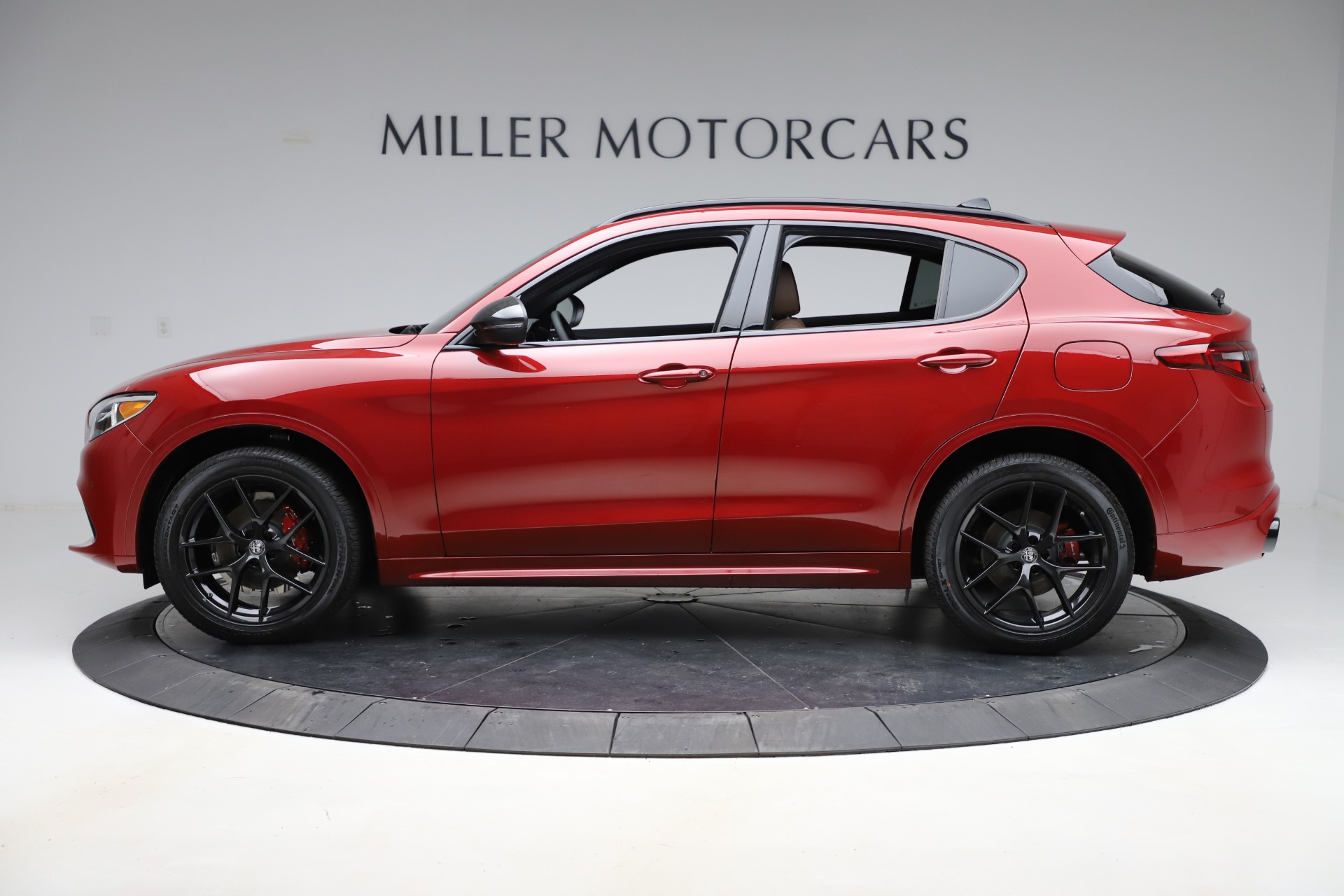 New 2020 Alfa Romeo Stelvio Ti Sport Q4 | St. Petersburg, FL