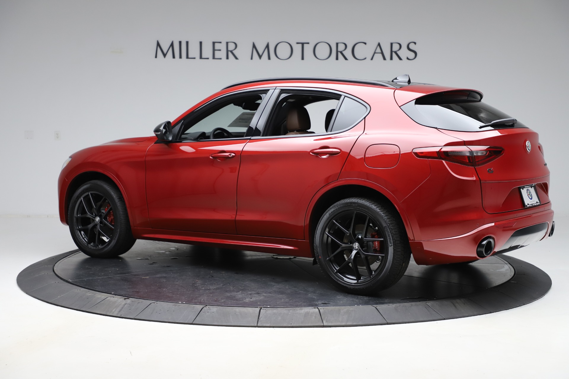 New 2020 Alfa Romeo Stelvio Ti Sport Q4 | St. Petersburg, FL