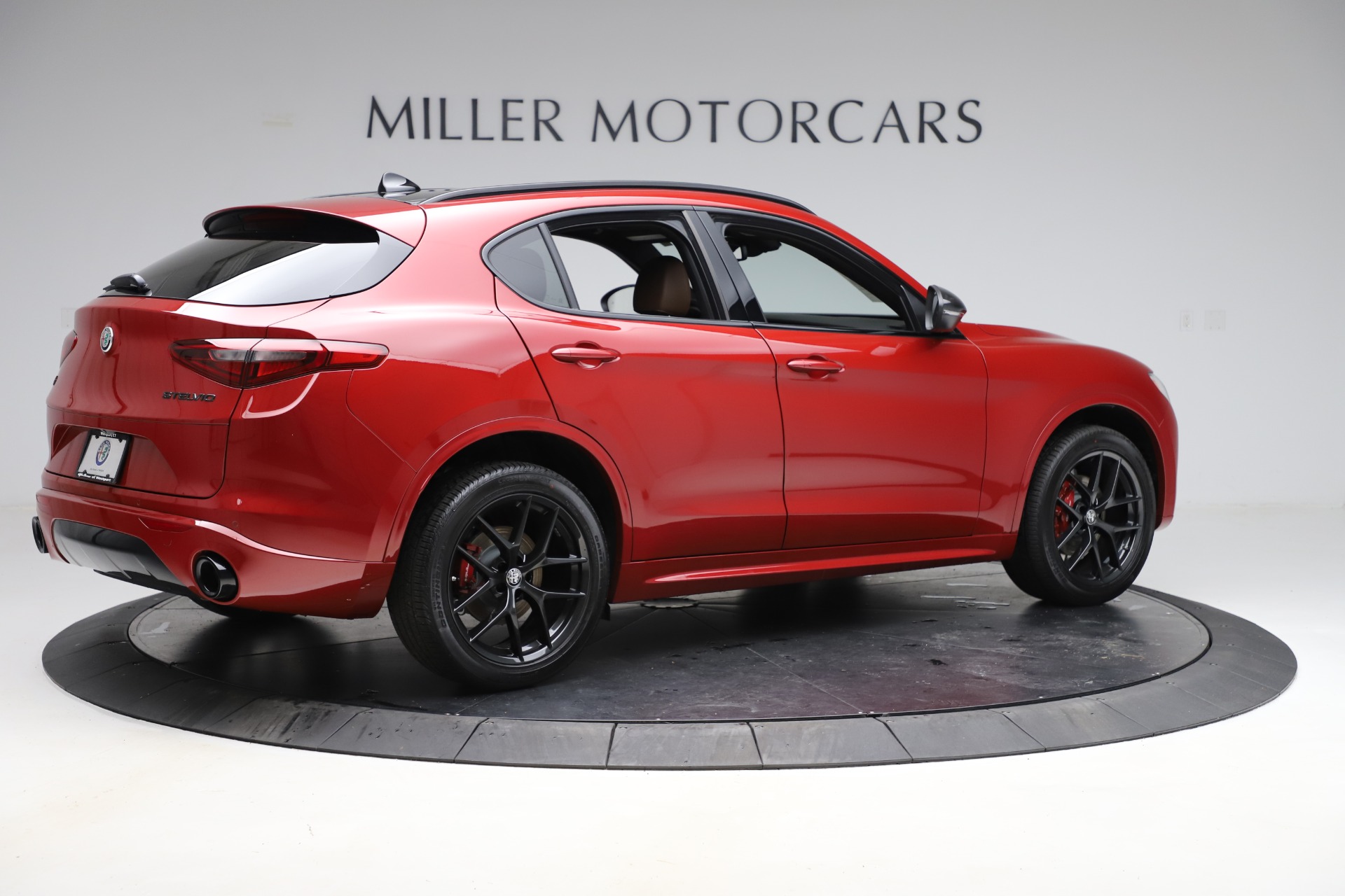 New 2020 Alfa Romeo Stelvio Ti Sport Q4 | St. Petersburg, FL