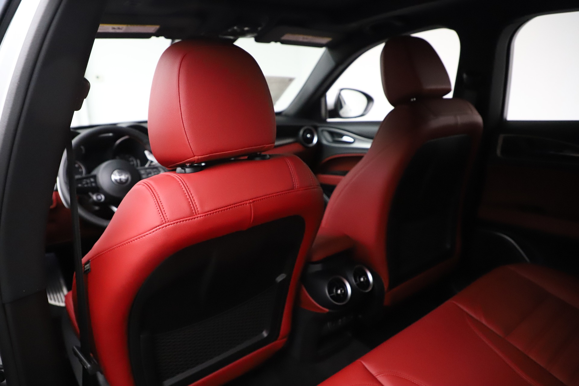 New 2020 Alfa Romeo Stelvio Ti Sport Q4 | St. Petersburg, FL