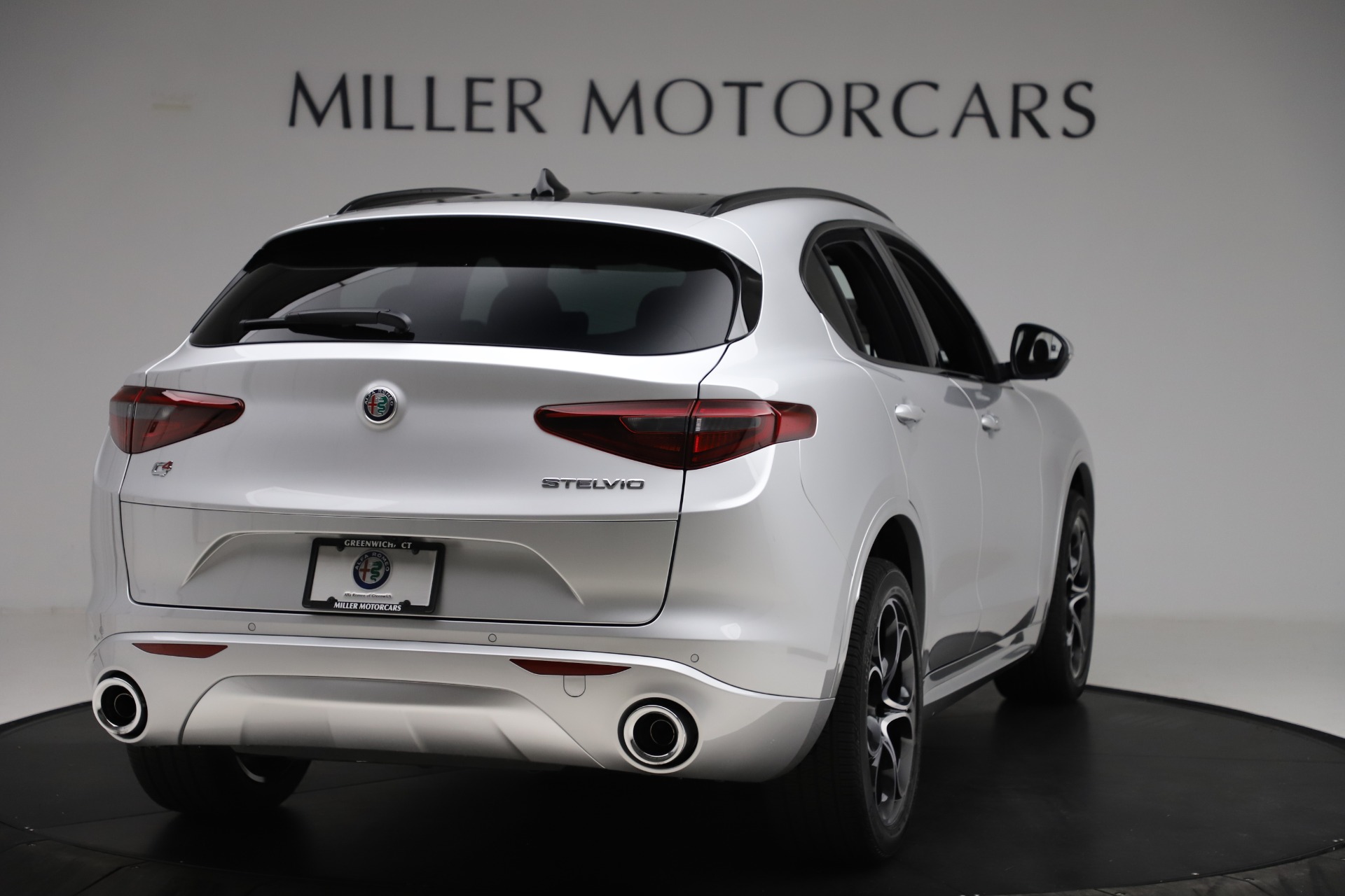 New 2020 Alfa Romeo Stelvio Ti Sport Q4 | St. Petersburg, FL