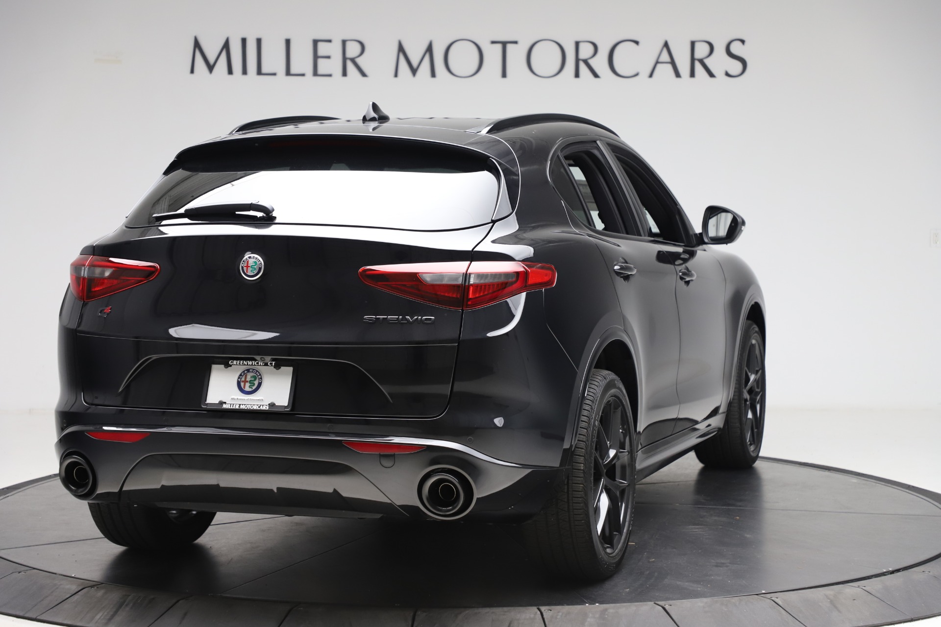 New 2020 Alfa Romeo Stelvio Ti Sport Q4 | St. Petersburg, FL