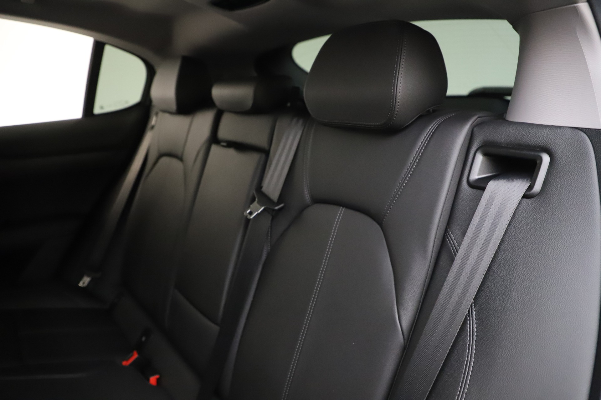 New 2020 Alfa Romeo Stelvio Sport Q4 | St. Petersburg, FL