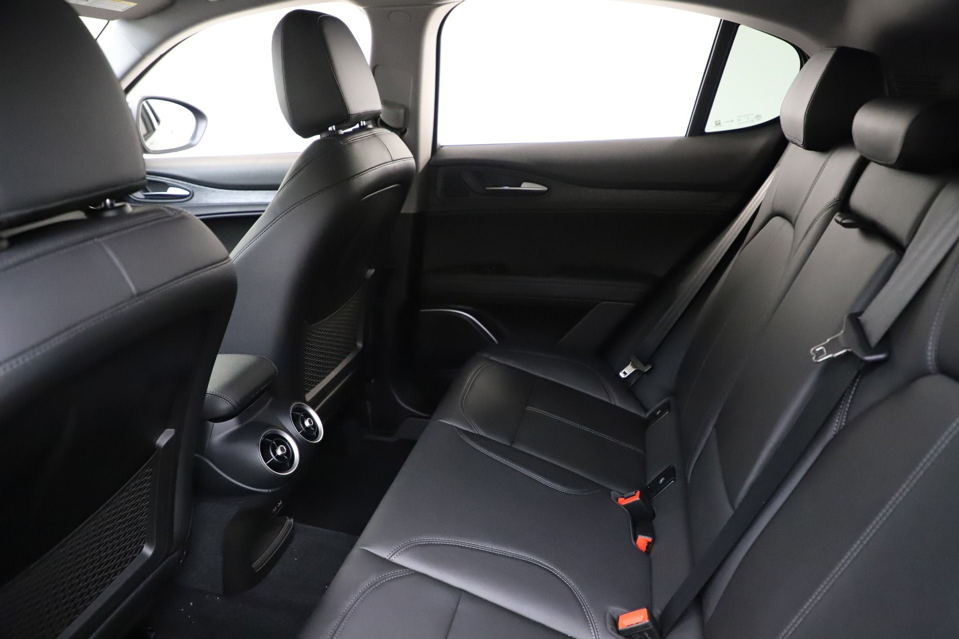 New 2020 Alfa Romeo Stelvio Sport Q4 | St. Petersburg, FL