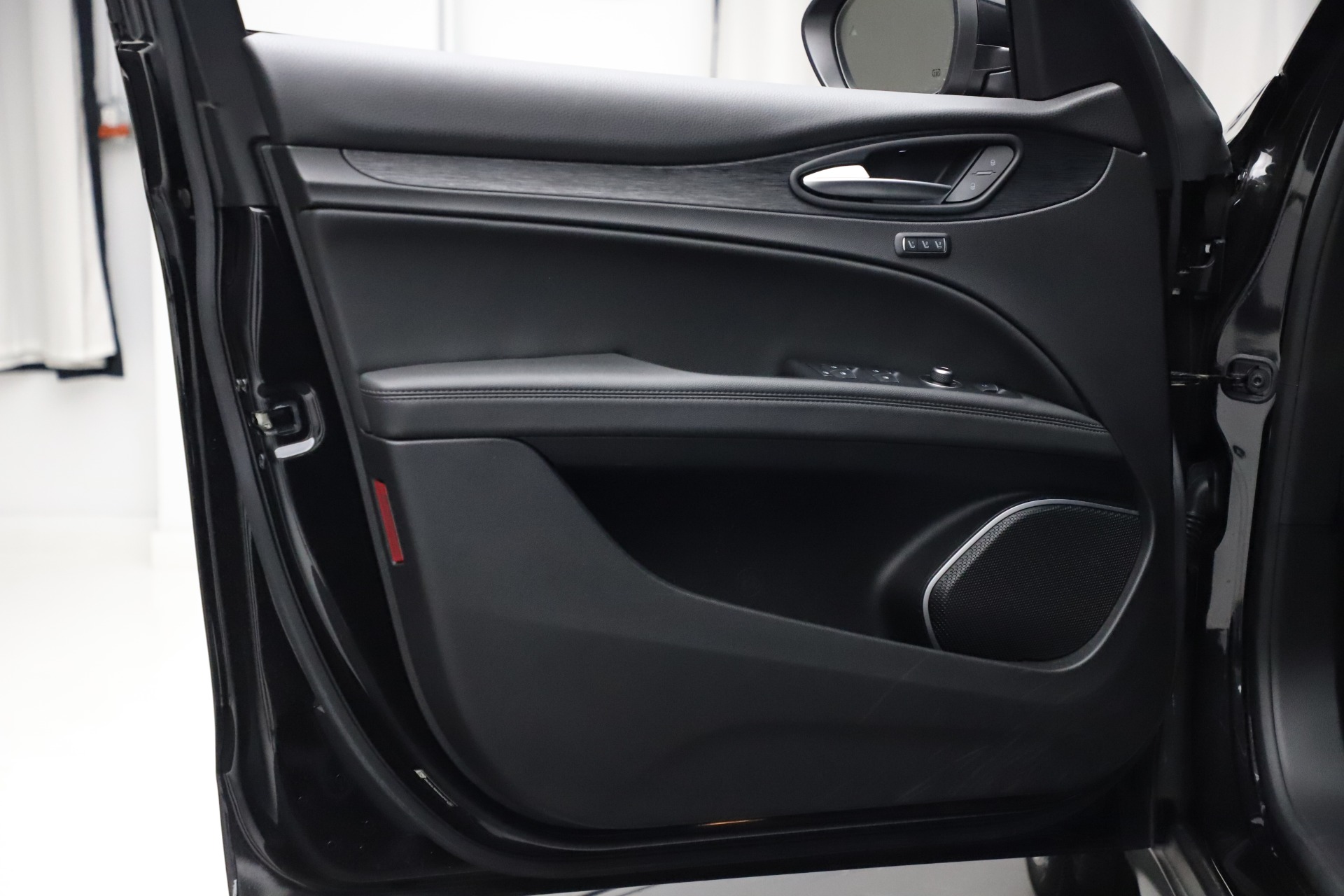 New 2020 Alfa Romeo Stelvio Q4 | St. Petersburg, FL