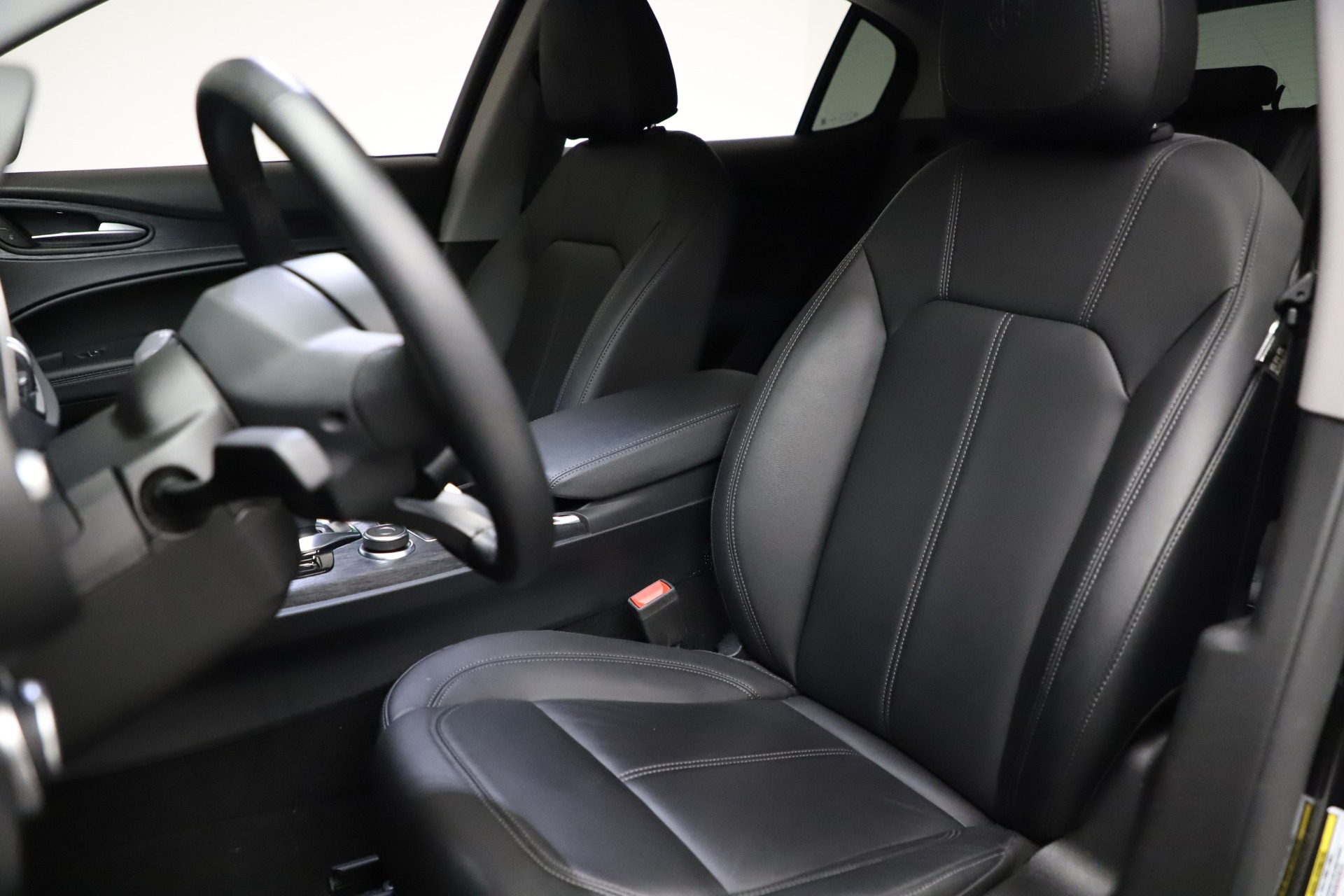 New 2020 Alfa Romeo Stelvio Q4 | St. Petersburg, FL