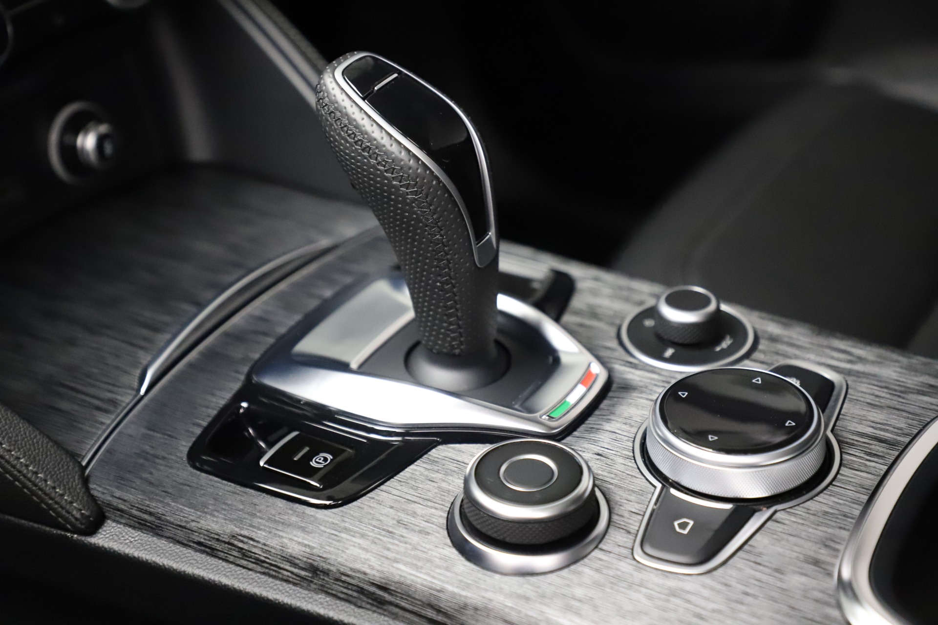 New 2020 Alfa Romeo Stelvio Q4 | St. Petersburg, FL