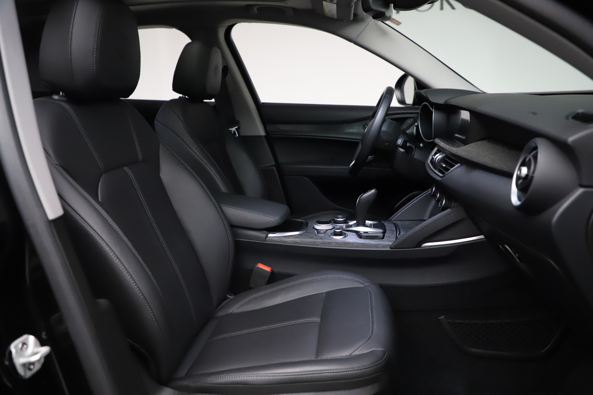 New 2020 Alfa Romeo Stelvio Q4 | St. Petersburg, FL