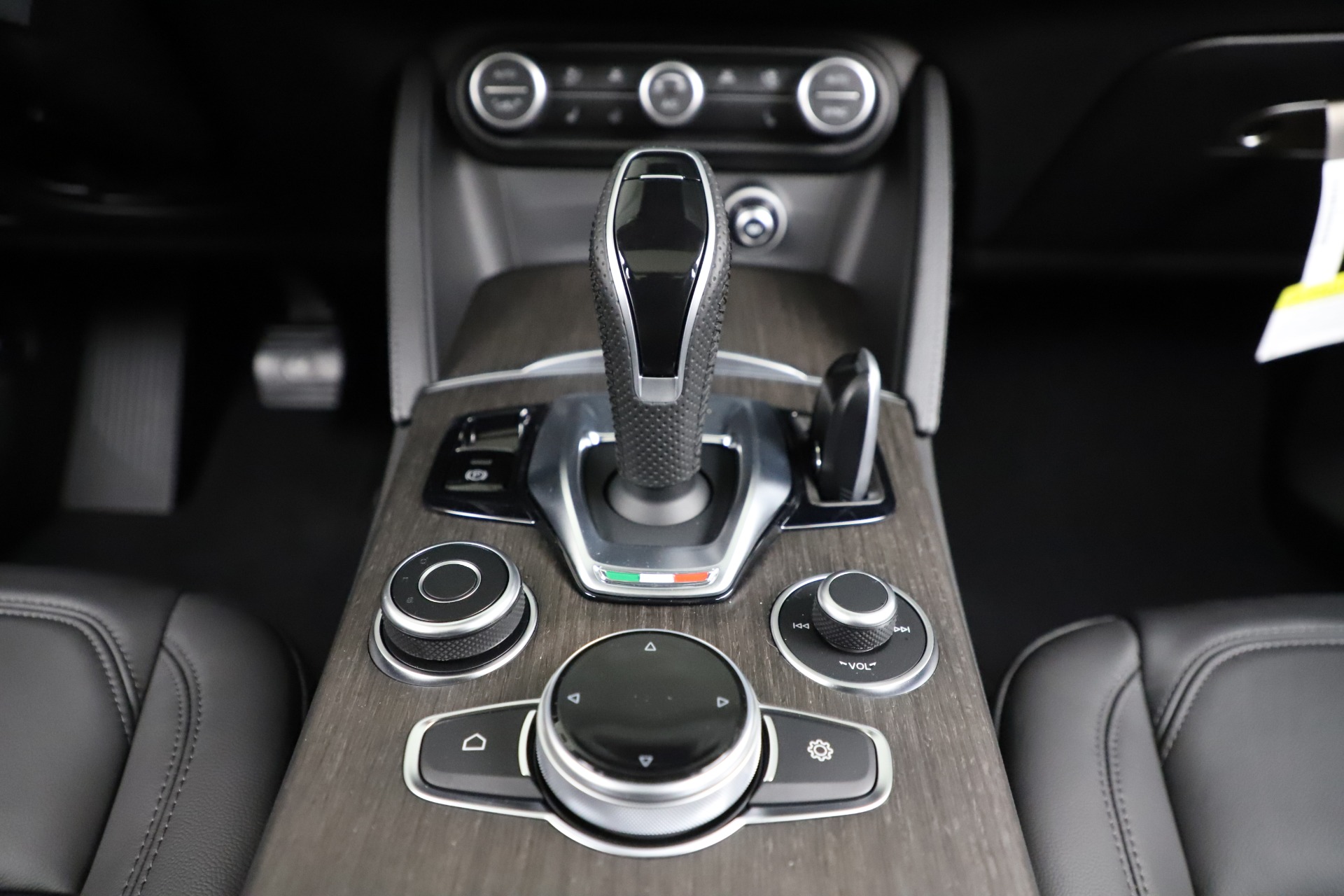 New 2020 Alfa Romeo Stelvio Ti Q4 | St. Petersburg, FL