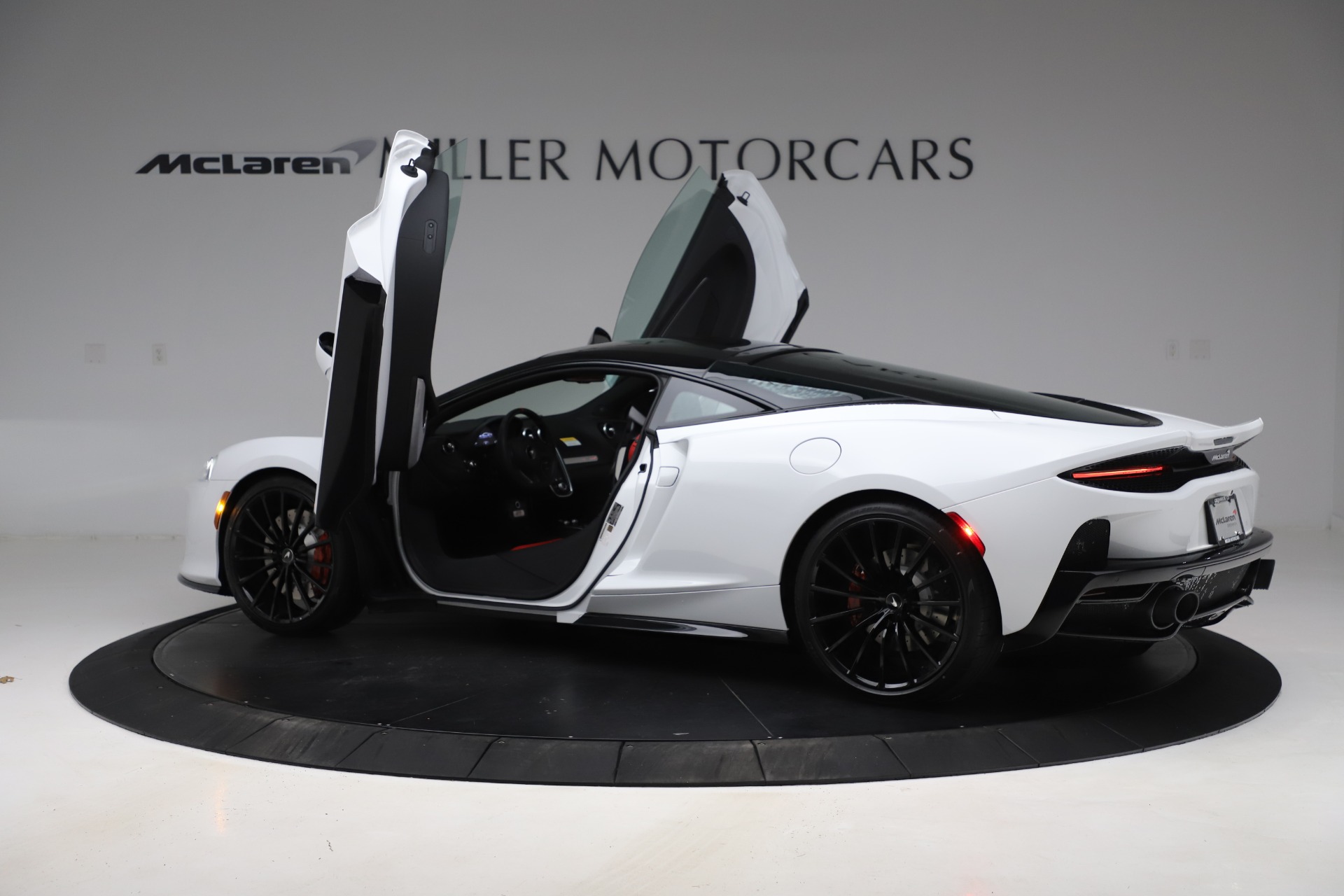 New 2020 McLaren GT Pioneer | St. Petersburg, FL