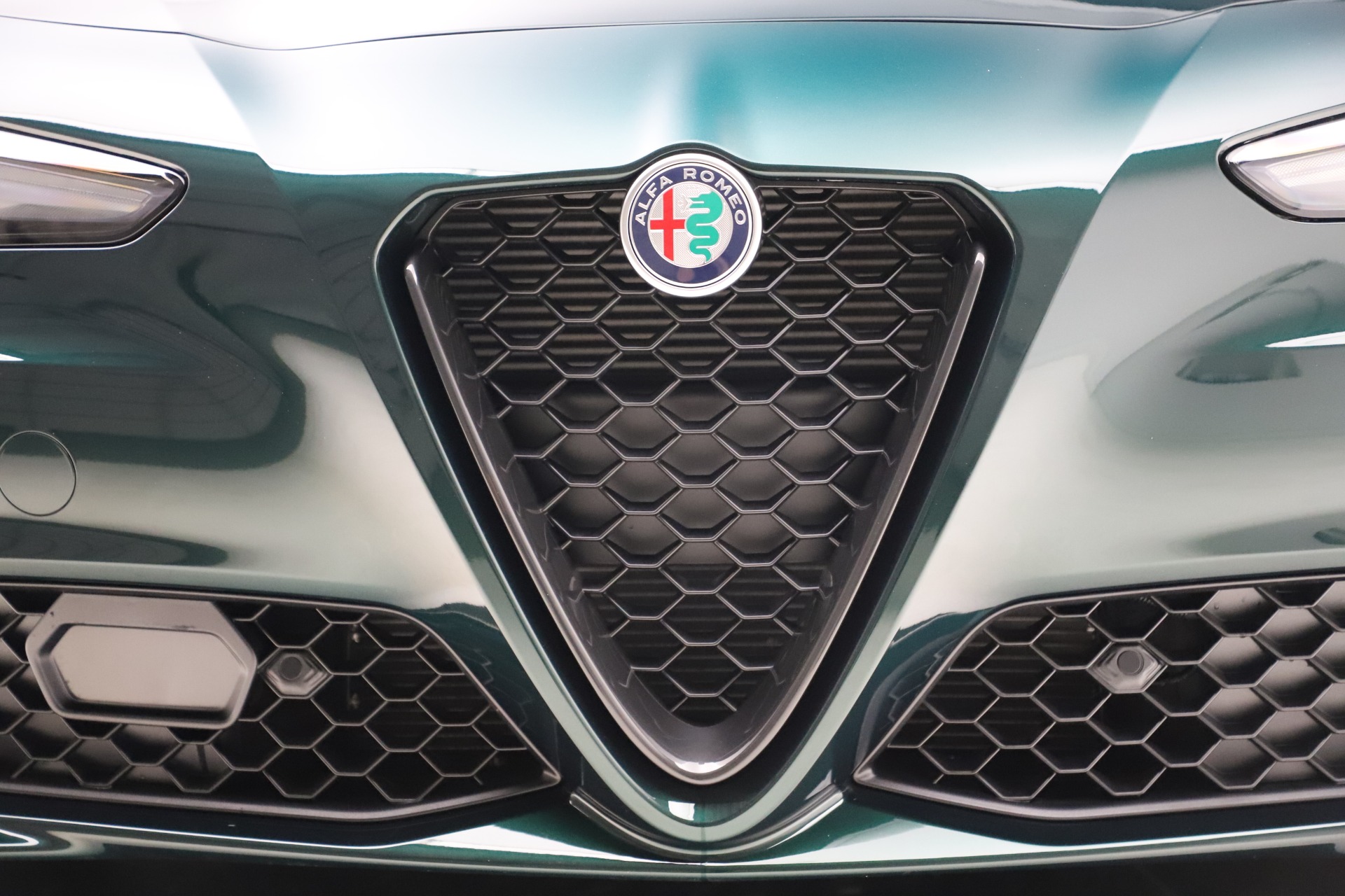 New 2020 Alfa Romeo Giulia Ti Q4 | St. Petersburg, FL