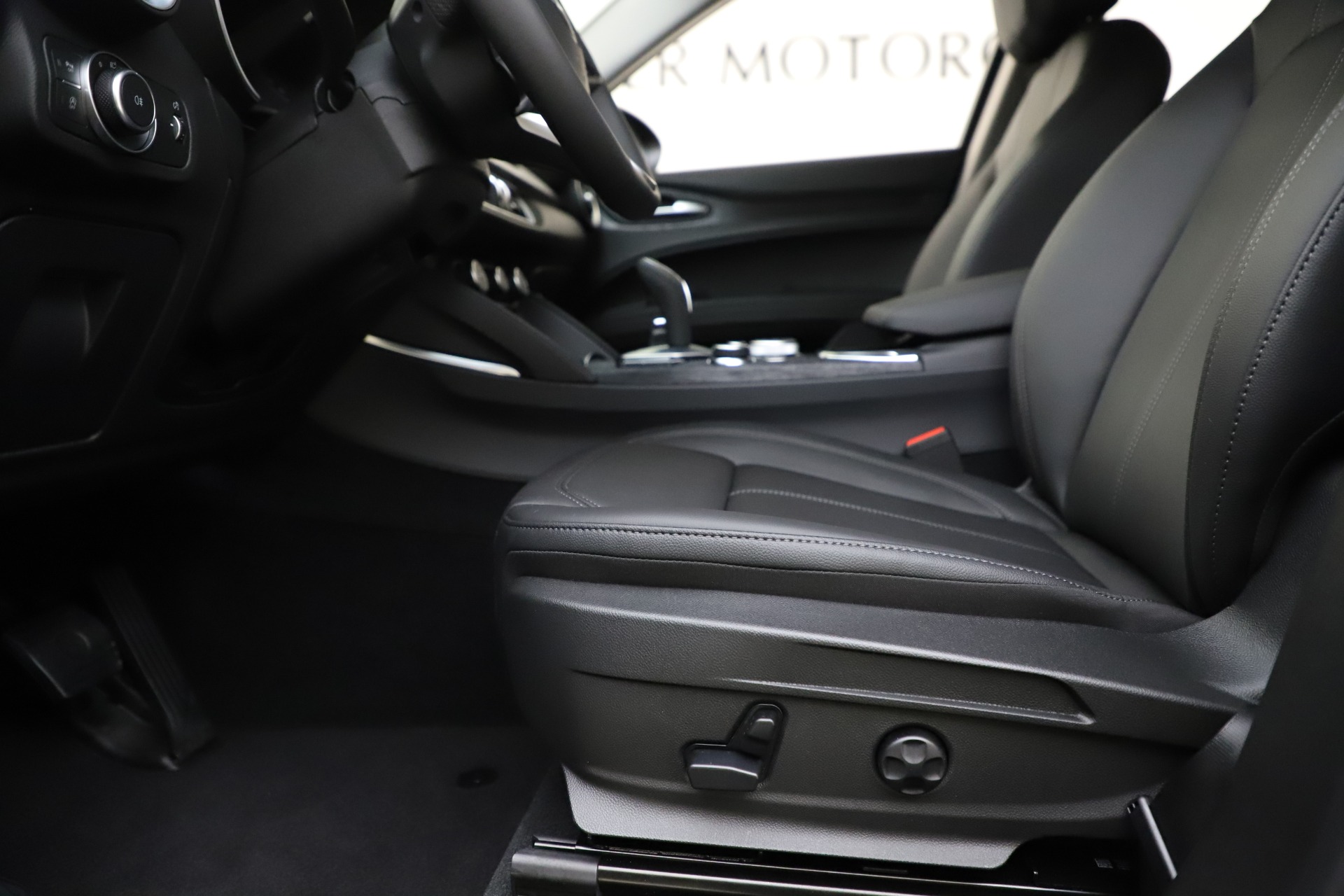 New 2020 Alfa Romeo Stelvio Sport Q4 | St. Petersburg, FL