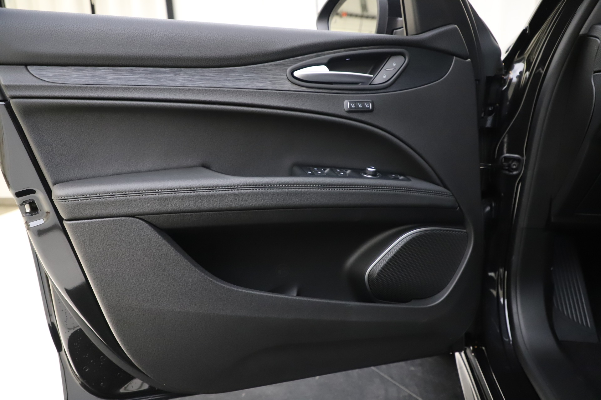New 2020 Alfa Romeo Stelvio Sport Q4 | St. Petersburg, FL