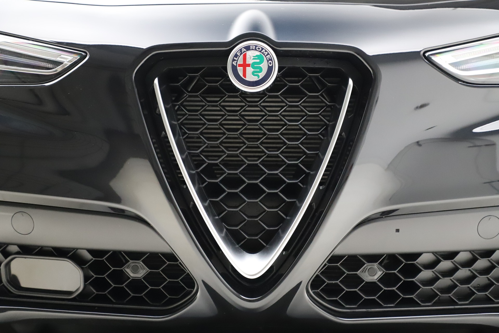 New 2020 Alfa Romeo Stelvio Sport Q4 | St. Petersburg, FL