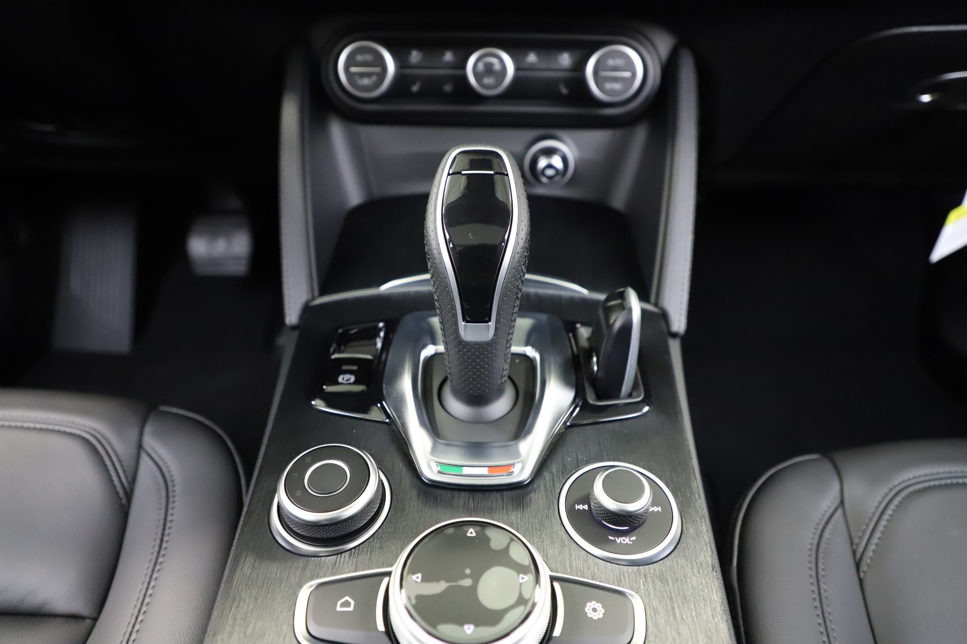 New 2020 Alfa Romeo Stelvio Sport Q4 | St. Petersburg, FL