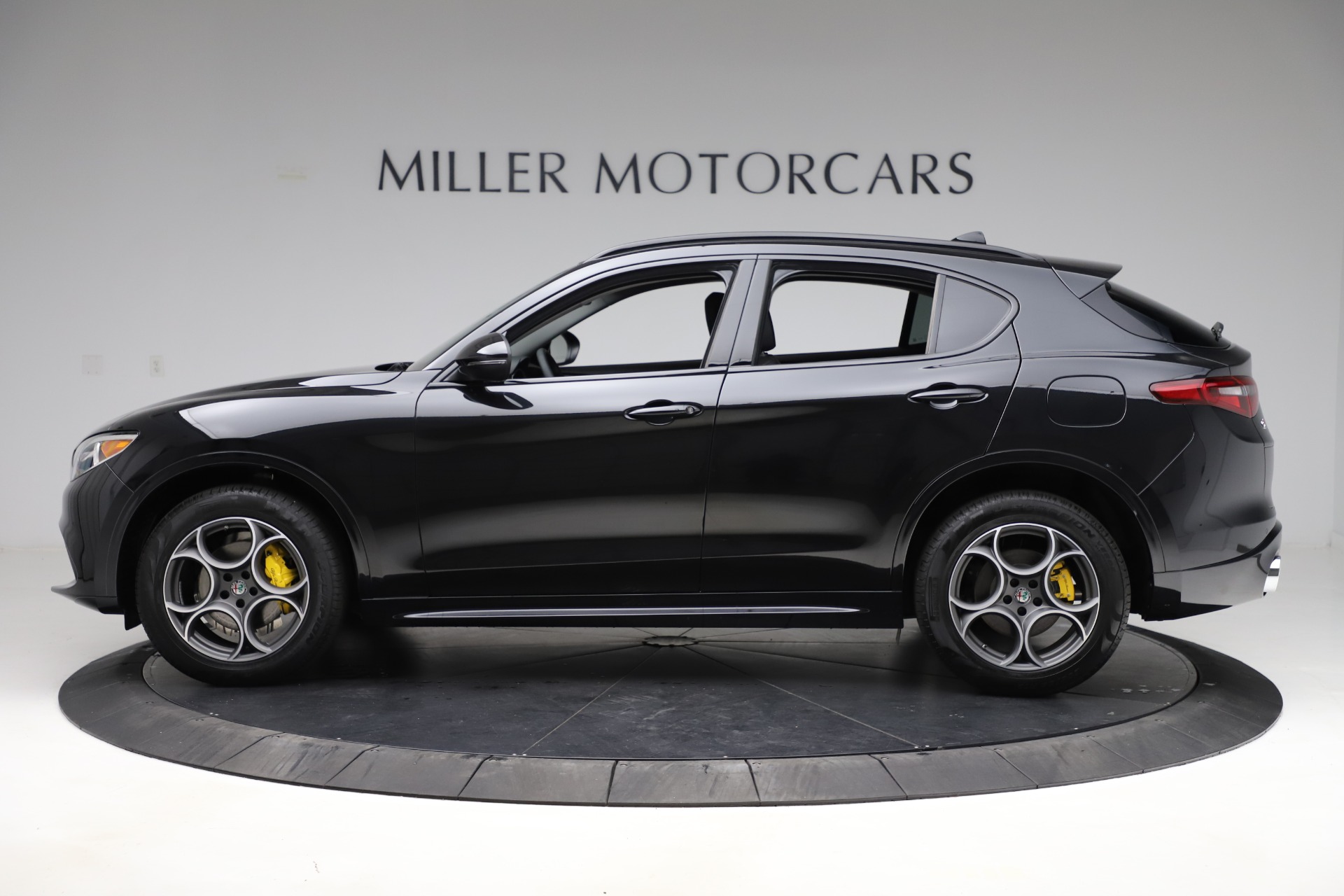 New 2020 Alfa Romeo Stelvio Sport Q4 | St. Petersburg, FL