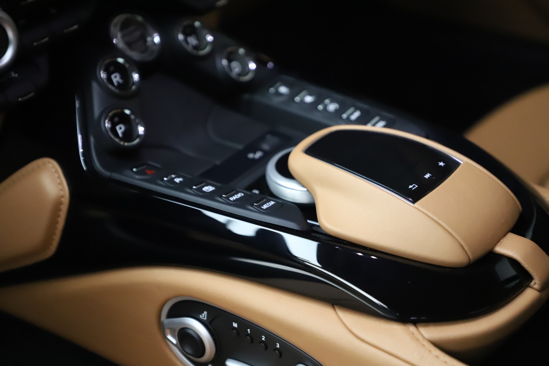New 2020 Aston Martin Vantage Coupe | St. Petersburg, FL