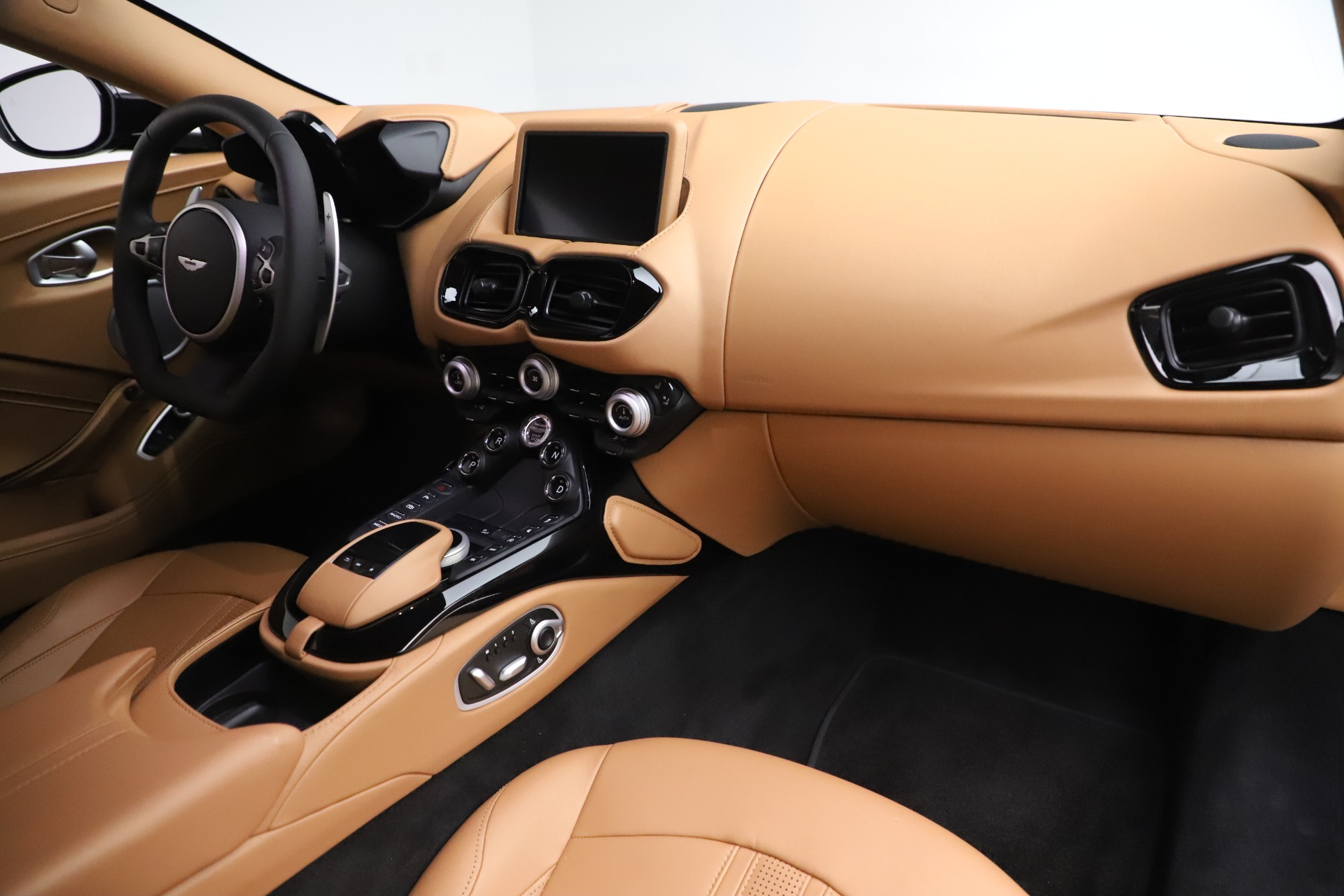 New 2020 Aston Martin Vantage Coupe | St. Petersburg, FL