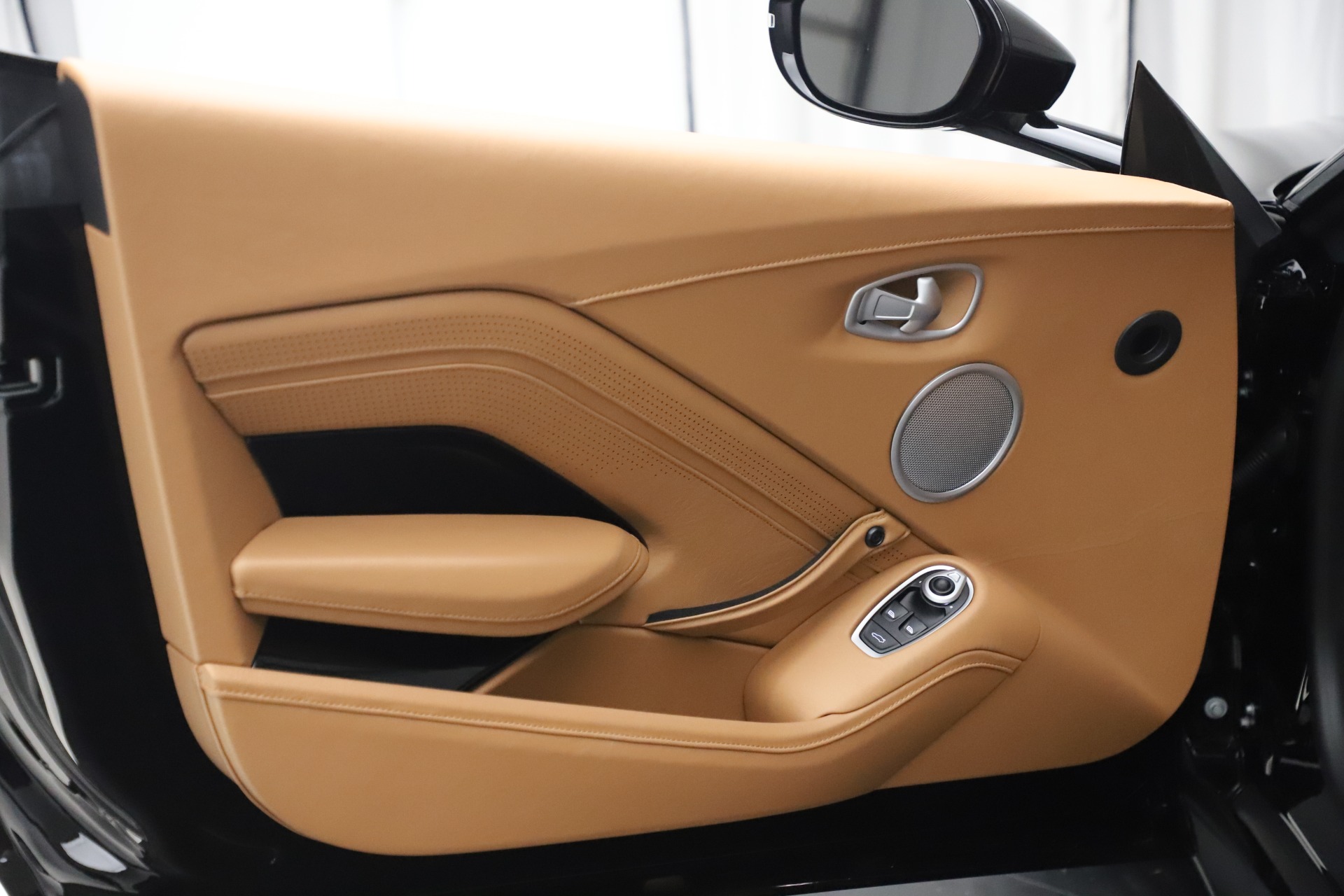 New 2020 Aston Martin Vantage Coupe | St. Petersburg, FL