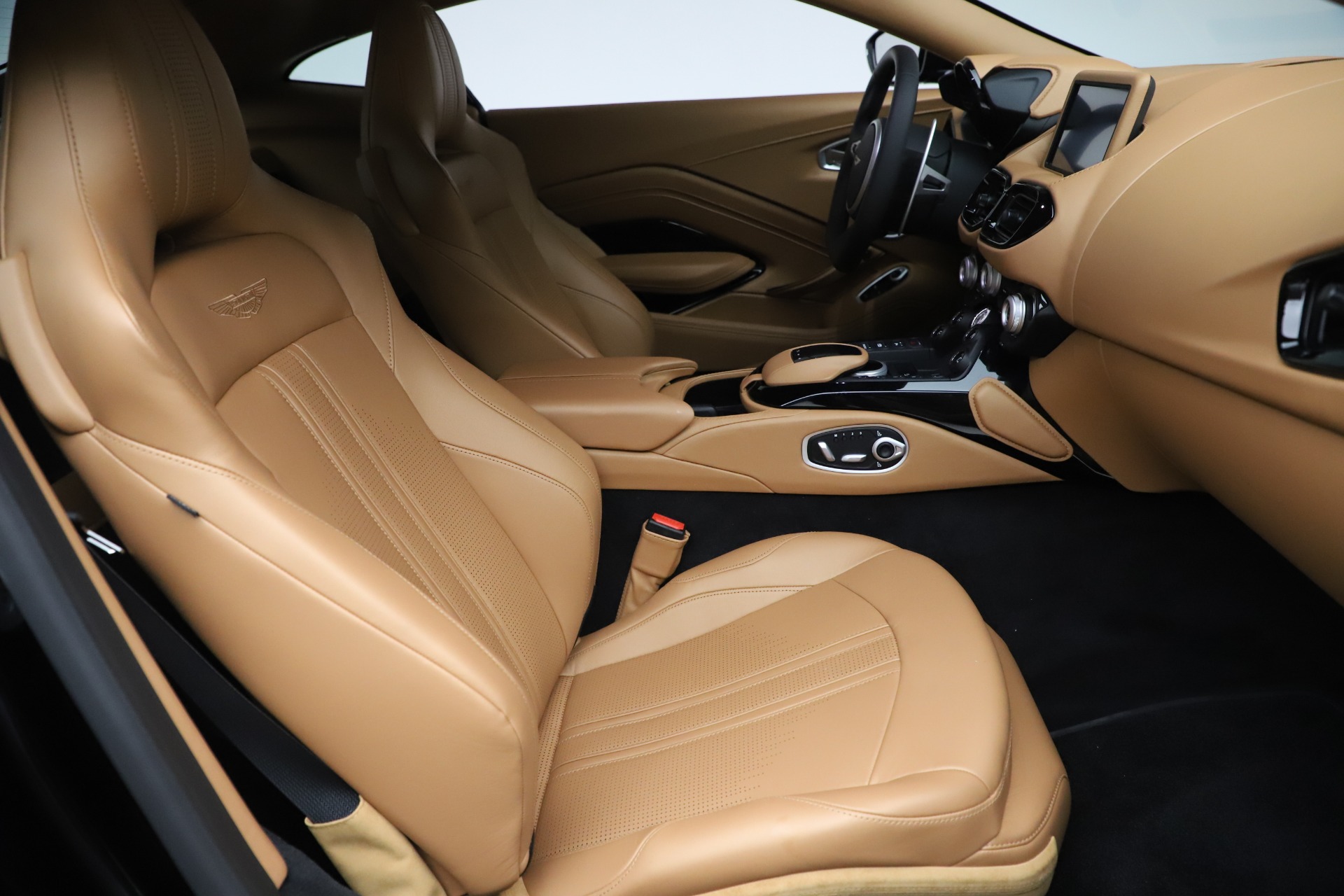 New 2020 Aston Martin Vantage Coupe | St. Petersburg, FL
