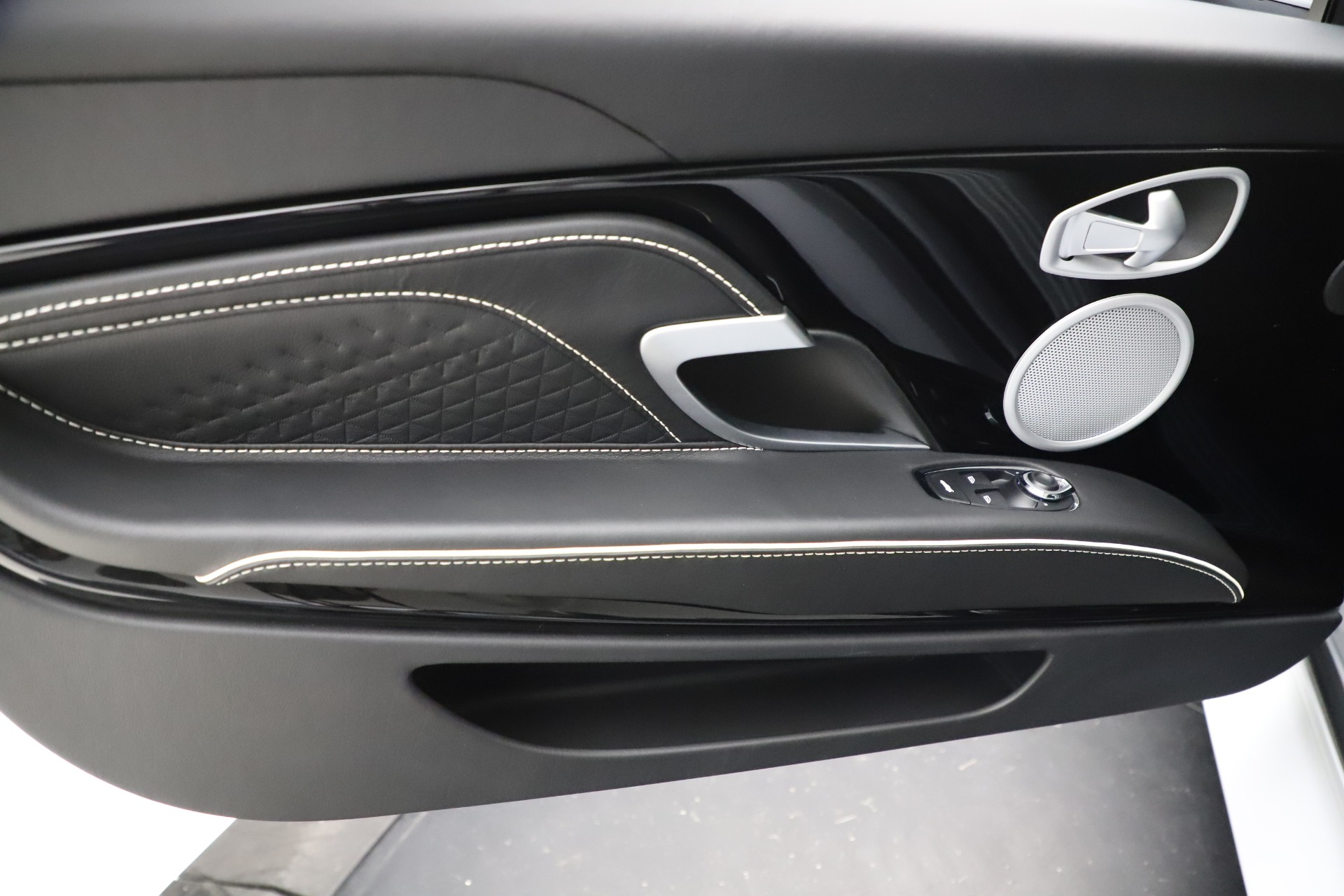 New 2020 Aston Martin DBS Superleggera Volante Convertible | St. Petersburg, FL