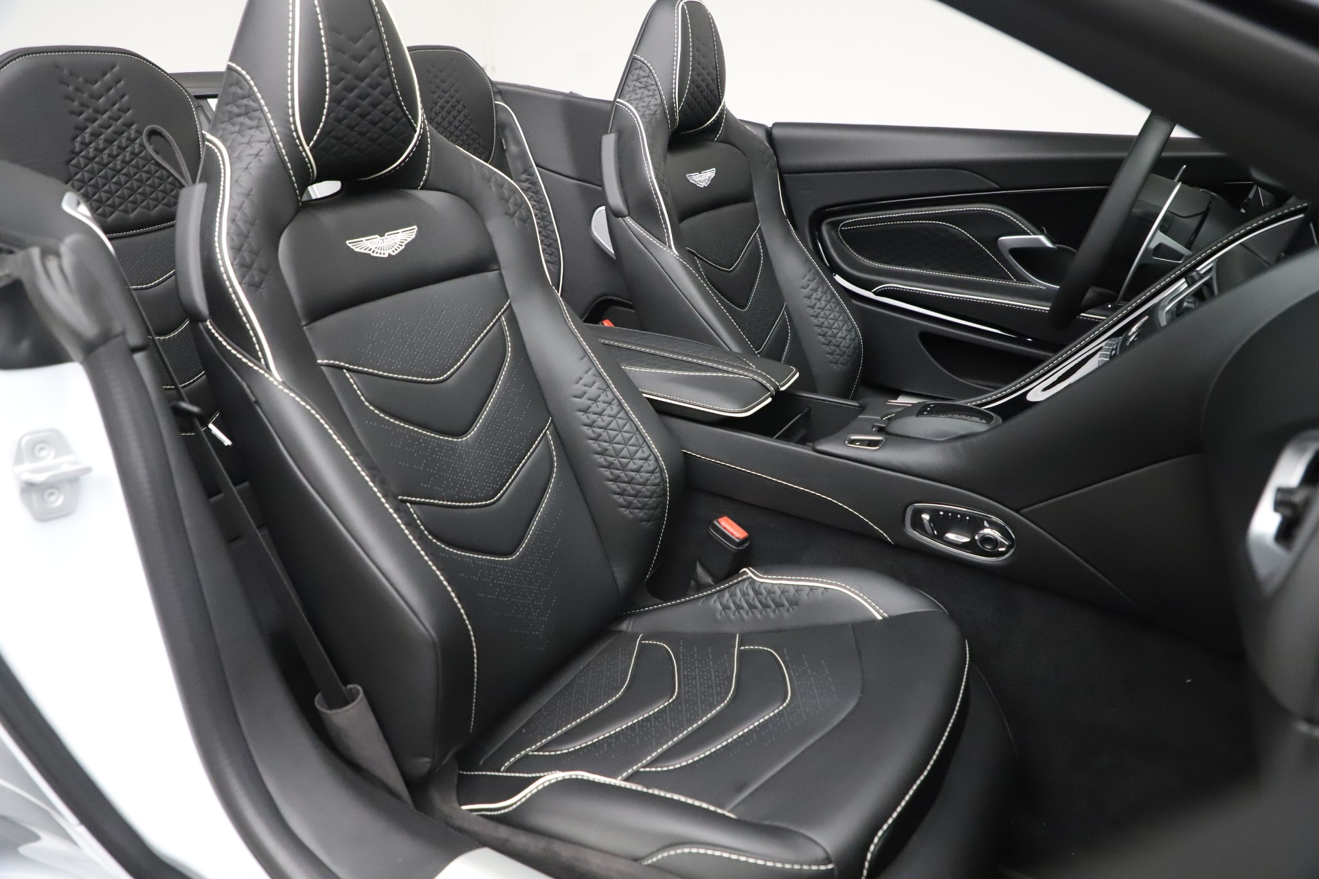 New 2020 Aston Martin DBS Superleggera Volante Convertible | St. Petersburg, FL