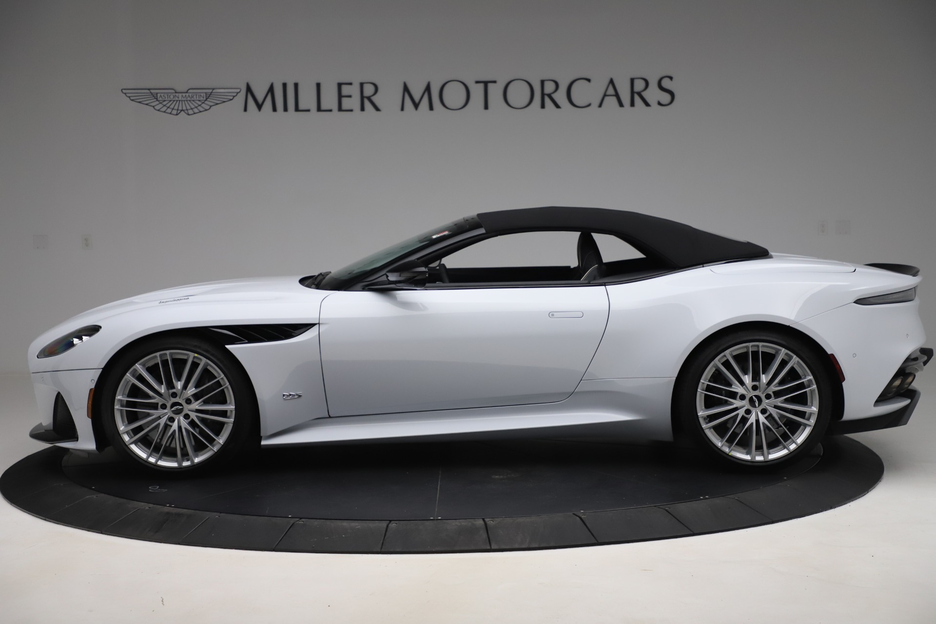 New 2020 Aston Martin DBS Superleggera Volante Convertible | St. Petersburg, FL